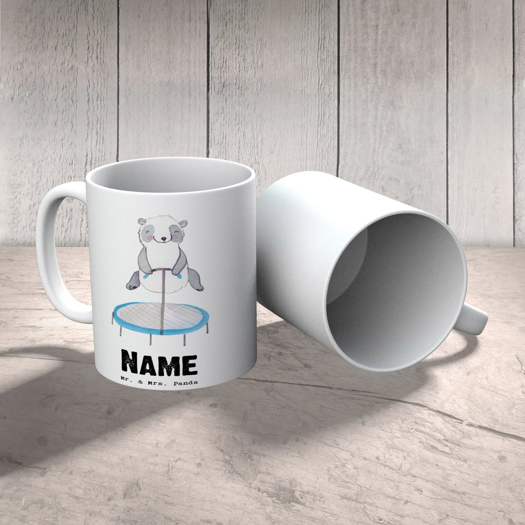 Personalisierte Tasse Panda Trampolin springen Wunschname, Personalisiert, Drucken, Namenstasse, Personalisierte Tasse, Tasse mit Namen, Namen, Tasse, Geschenk, Sport, Sportart, Hobby, Schenken, Danke, Dankeschön, Auszeichnung, Gewinn, Sportler, Trampolin springen, Trampolin Springen, Fitnessstudio, Trampolin Turnen