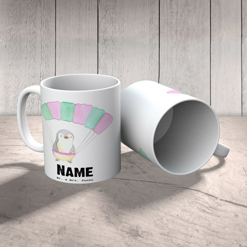 Personalisierte Tasse Pinguin Fallschirm springen Personalisierte Tasse, Namen, Wunschname, Tasse, Namenstasse, Drucken, Tasse mit Namen, Personalisiert, Geschenk, Schenken, Sport, Sportart, Hobby, Danke, Dankeschön, Auszeichnung, Gewinn, Sportler, Fallschirmspringen, Fallschirmsprung, Skydive