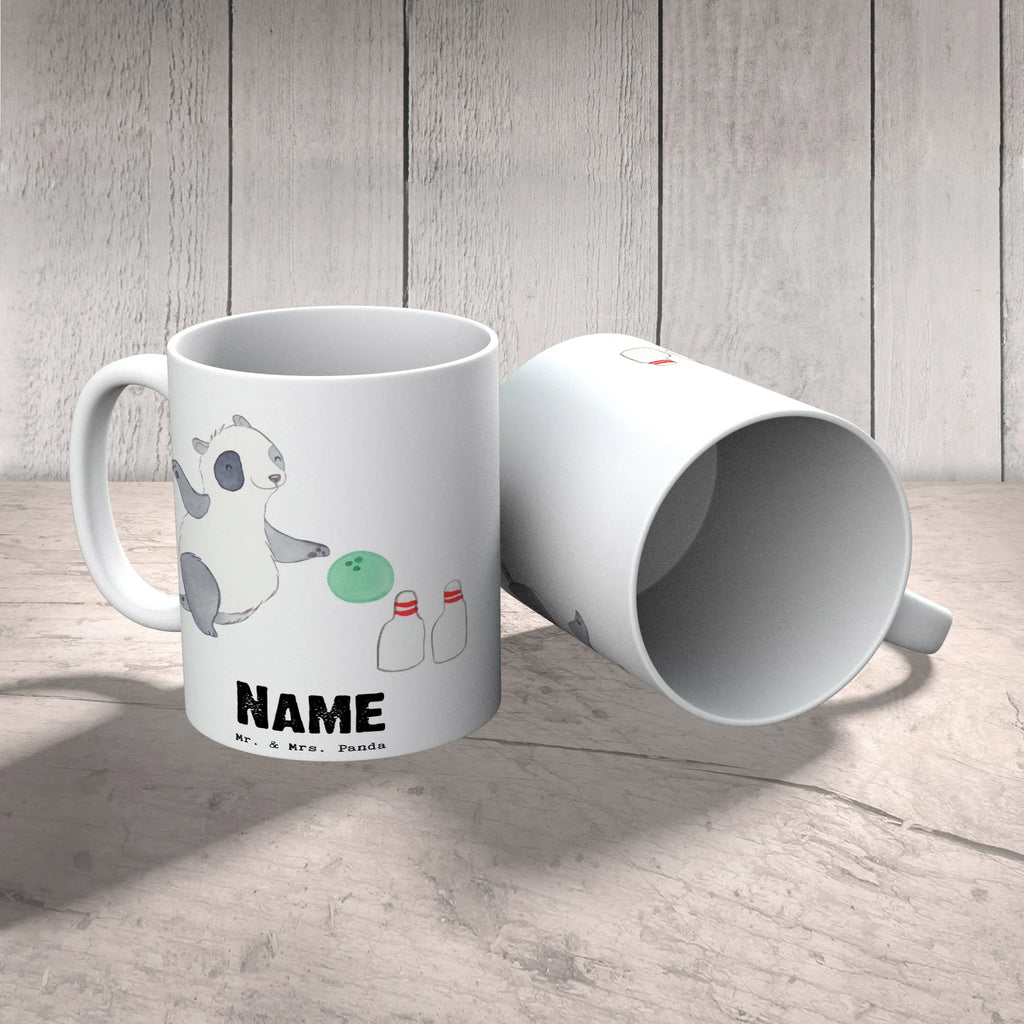 Personalisierte Tasse Panda Bowling Drucken, Namen, Wunschname, Personalisierte Tasse, Tasse mit Namen, Personalisiert, Tasse, Namenstasse, Geschenk, Sport, Sportart, Hobby, Schenken, Danke, Dankeschön, Auszeichnung, Gewinn, Sportler, Bowlingausflug, Kegelausflug, Bowling Center, Bowling, Bowlingparty, Bowlingbahn, Kegelbahn, Bowlen gehen