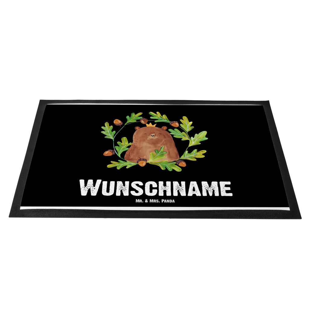 Personalisierte Fußmatte Bär König Personalisierte Fußmatte, Namensfussmatte, Personalisiert, Wunschnamen, Türvorleger personalisiert, Fußmatte bedrucken, Türvorleger mit Namen, Haustürmatte personalisiert, Bedrucken, Fußmatte mit Namen, Personalisieruung, Bär, Teddy, Teddybär, Papa, Dad, bester Vater, Daddy, Vater, weltbester Papa, Vatertag, Papi, bester Papa, Papa Bär