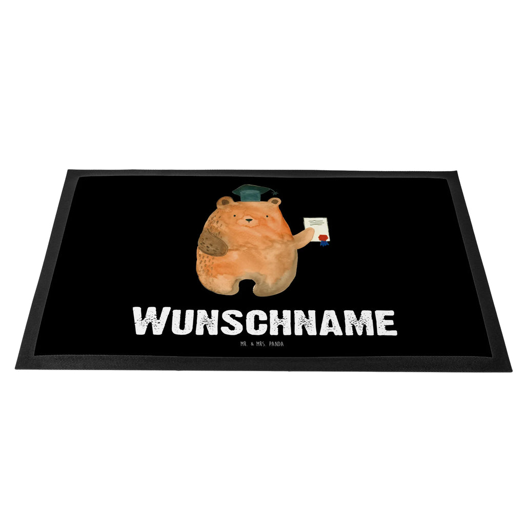 Personalisierte Fußmatte Prüfungsbär Bedrucken, Türvorleger Personalisiert, Haustürmatte Personalisiert, Namensfussmatte, Fußmatte mit Namen, Fußmatte Bedrucken, Wunschnamen, Personalisiert, Personalisierung, Personalisierte Fußmatte, Türvorleger mit Namen, Teddy, Bär, Teddybär, Abitur, Prüfung Bestanden, Prüfungen, Zeugnis, Abschluss, Abschlusszeugnis