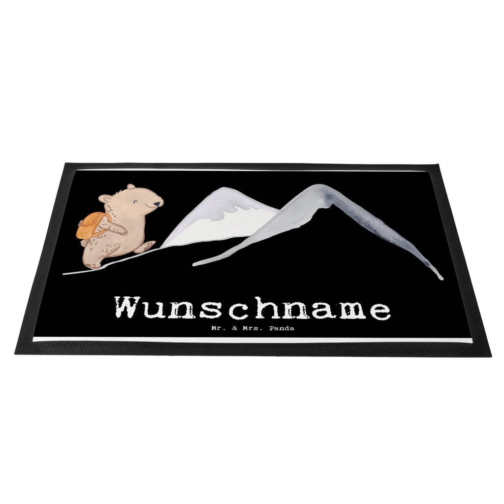 Personalisierte Fußmatte Bär Bergsteigen Haustürmatte personalisiert, Fußmatte mit Namen, Namensfussmatte, Personalisiert, Fußmatte bedrucken, Bedrucken, Personalisierte Fußmatte, Wunschnamen, Personalisieruung, Türvorleger personalisiert, Türvorleger mit Namen, Geschenk, Sport, Sportart, Hobby, Schenken, Danke, Dankeschön, Auszeichnung, Gewinn, Sportler, Trekking, Alpinismus, Bergsteigen, wandern, Alpinwandern, Bergsport