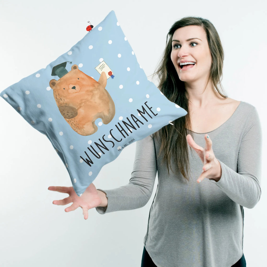 Personalisiertes Kissen Prüfungsbär Name, Kissen, Personalisiert, Wunschname, Bedrucken, Kopfkissen, Teddy, Bär, Teddybär, Prüfungen, Prüfung Bestanden, Abitur, Abschlusszeugnis, Zeugnis, Abschluss