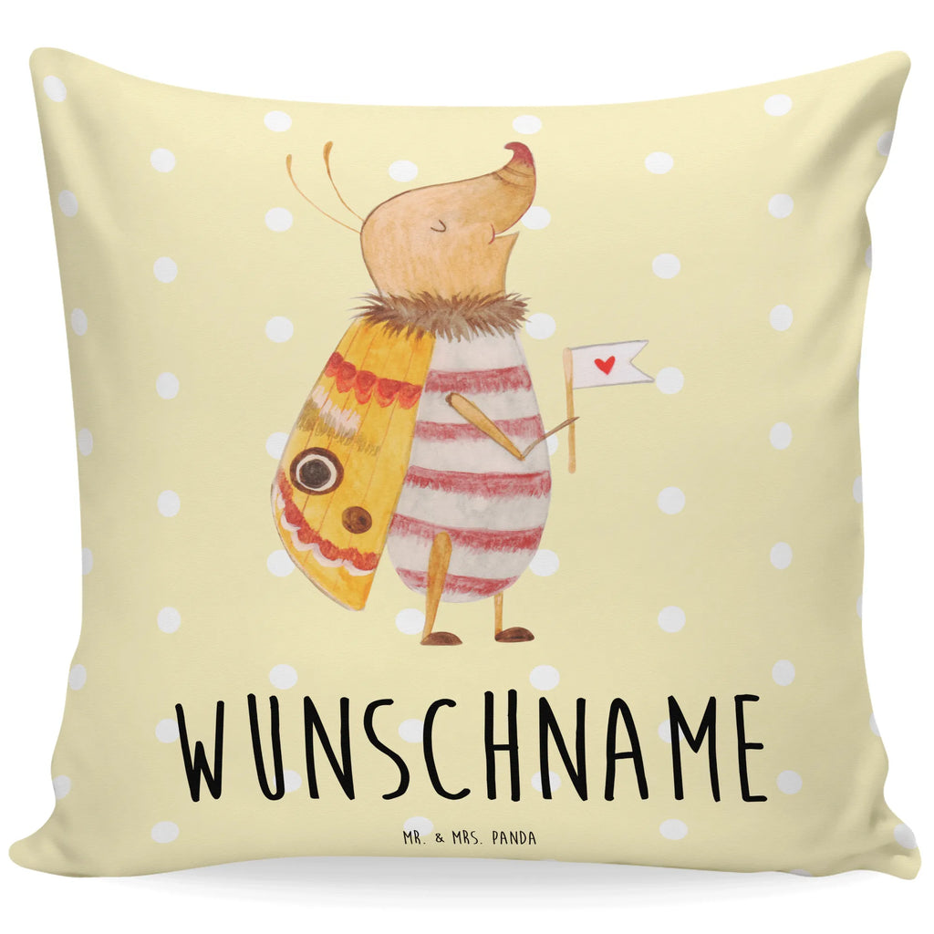 Personalisiertes Kissen Nachtfalter mit Fähnchen Name, bedrucken, Kissen, Wunschname, personalisiert, Kopfkissen, Tiermotive, Gute Laune, lustige Sprüche, Tiere, Nachtfalter, niedlich, Spruch witzig, Spruch lustig, Küche Deko, süß, Käfer, Was kostet die Welt
