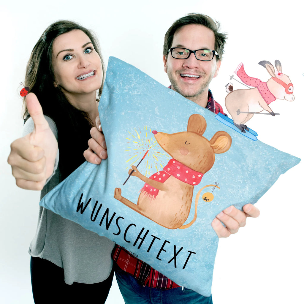 Personalisiertes Kissen Weihnachtsmaus bedrucken, Wunschname, Kissen, Name, Kopfkissen, personalisiert, Winter, Weihnachten, Weihnachtsdeko, Nikolaus, Advent, Heiligabend, Wintermotiv, Maus, Mäuschen, Frohe Weihnachten, Weihnachtswunder, Weihnachtsmotiv, Weihnachtsgruß