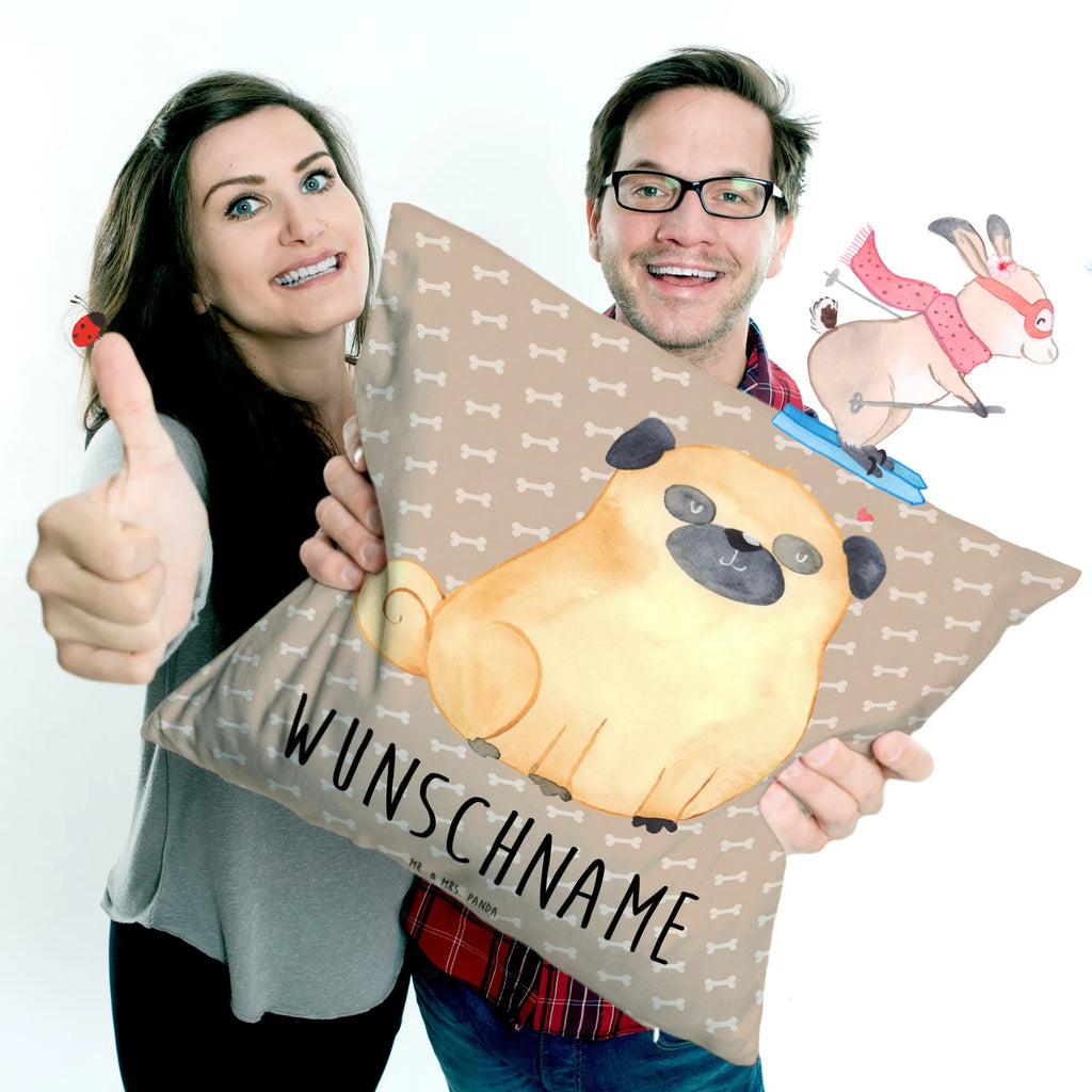 Personalisiertes Kissen Mops Kissen, Name, personalisiert, Kopfkissen, Wunschname, bedrucken, Hund, Hundemotiv, Haustier, Hunderasse, Tierliebhaber, Hundebesitzer, Sprüche, Mops, Liebe, Hundeliebe