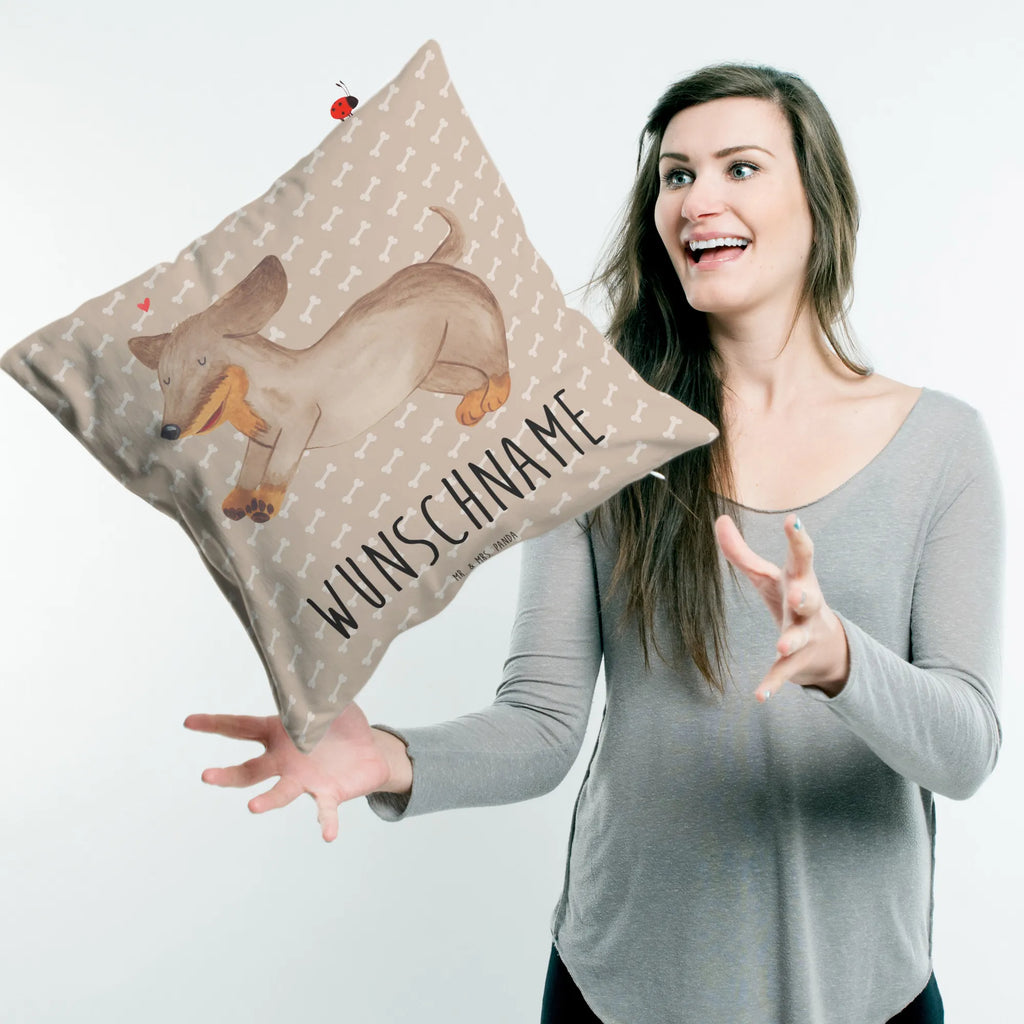 Personalisiertes Kissen Hund Dackel fröhlich Wunschname, Name, Kissen, Personalisiert, Bedrucken, Kopfkissen, Sprüche, Hund, Hunderasse, Hundebesitzer, Hundemotiv, Haustier, Tierliebhaber, Hunde, Happy Dog, Dachshund, Dackel