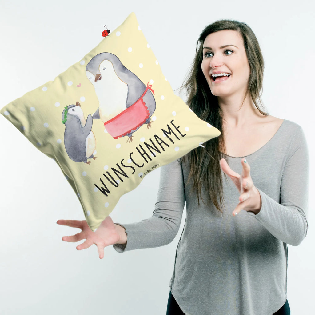 Personalisiertes Kissen Pinguin mit Kind Kissen, Kopfkissen, Name, Bedrucken, Wunschname, Personalisiert, Muttertag, Oma, Mama, Vatertag, Opa, Familie, Papa, Bruder, Schwester, Mami, Geburststag, Geschenk, Mutter, Mutti