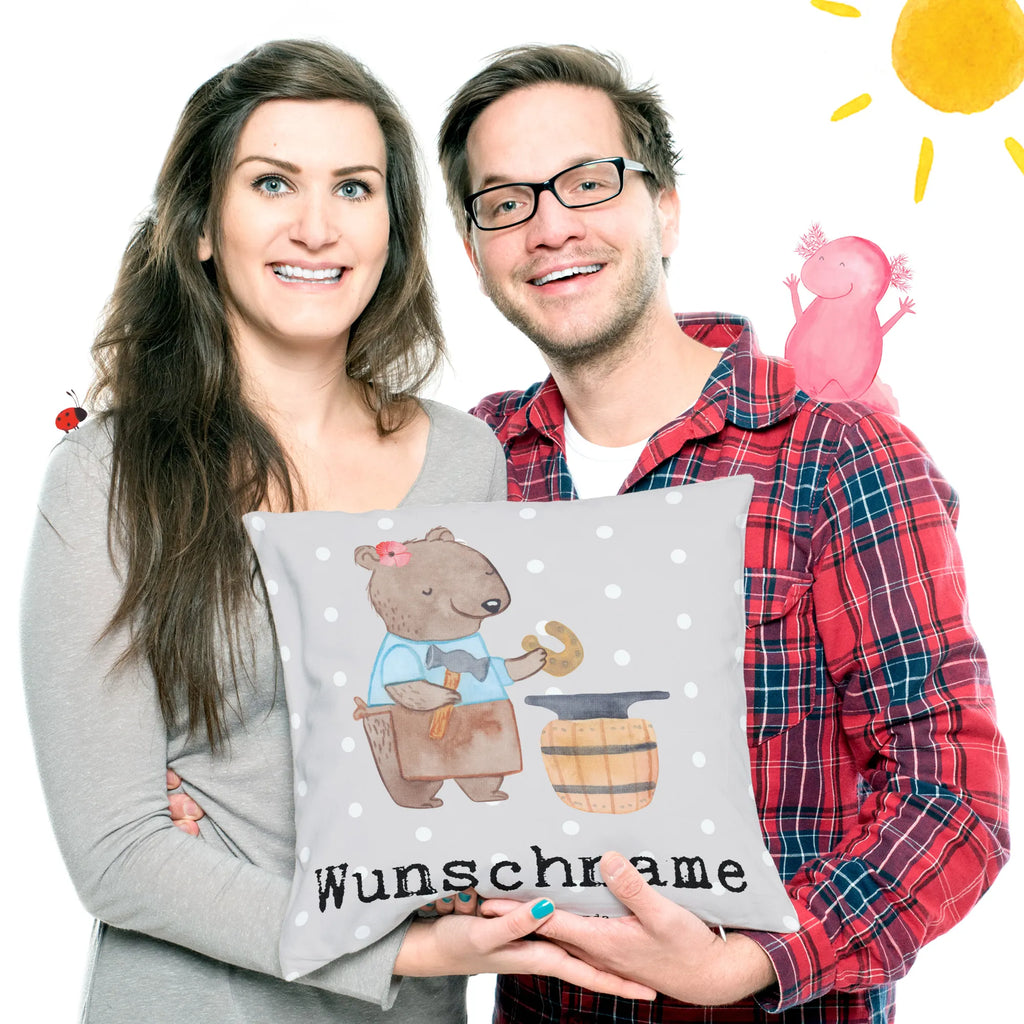 Personalisiertes Kissen Schmiedin mit Herz Wunschname, Kissen, personalisiert, Name, bedrucken, Kopfkissen, Beruf, Ausbildung, Jubiläum, Abschied, Rente, Kollege, Kollegin, Geschenk, Schenken, Arbeitskollege, Mitarbeiter, Firma, Danke, Dankeschön