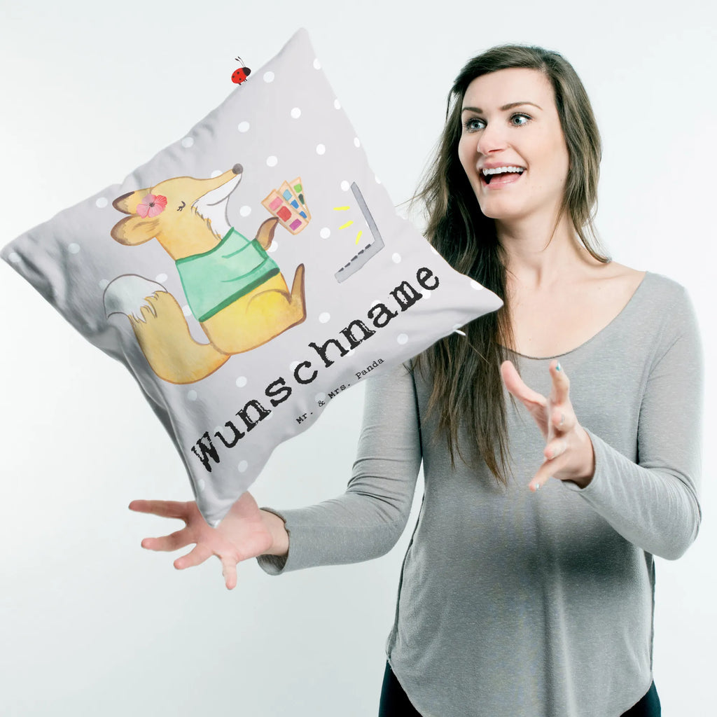 Personalisiertes Kissen Mediengestalterin mit Herz bedrucken, Wunschname, Kissen, personalisiert, Kopfkissen, Name, Beruf, Ausbildung, Jubiläum, Abschied, Rente, Kollege, Kollegin, Geschenk, Schenken, Arbeitskollege, Mitarbeiter, Firma, Danke, Dankeschön, Grafikdesignerin, Grafikerin, Designer, Mediengestalter