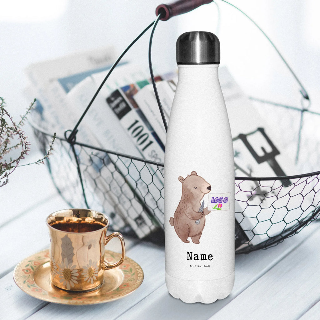 Personalisierte Thermosflasche Gestalter für visuelles Marketing mit Herz Thermosflasche Für Sport Mit Namen, Moderne Thermosflasche Mit Text, Thermosflasche 1 Liter Personalisiert, BPA-Freie Thermosflasche Mit Namen, Thermosflasche 750ml Mit Namen, Thermoskanne Unterwegs Mit Namen, Thermoflasche Edelstahl Mit Gravur, Sommerflasche Mit Wunschtext, Isolierflasche Mit Gravur, Personalisierte Thermosflasche, Spülmaschinenfeste Thermosflasche Mit Gravur, Thermosflasche Outdoor Mit Gravur, Thermosflasche Mit Namen, Thermosflasche Reisen Mit Namen, Thermosflasche Damen Personalisiert, Thermosflasche Für Wasser Personalisiert, Thermosflasche Für Büro Mit Wunschtext, Trinkflasche Isoliert Mit Namen, Umweltfreundliche Thermosflasche Mit Wunschtext, Nachhaltige Thermosflasche Mit Gravur, Leichte Thermosflasche Mit Wunschtext, Edelstahlflasche Mit Wunschtext, Flasche Für Kohlensäure Mit Gravur, Thermosflasche Für Tee Mit Namen, Getränkeflasche Personalisiert, Thermosflasche Für Kaffee Mit Wunschtext, Thermosflasche Mit Wunschtext, Robuste Thermosflasche Personalisiert, Kalthalteflasche Mit Wunschtext, Doppelwandige Trinkflasche Mit Gravur, Thermosflasche Wandern Mit Gravur, Thermosflasche 500ml Mit Gravur, Thermosflasche Mit Drehverschluss Und Gravur, Vakuumflasche Mit Namen, Thermosflasche Kinder Mit Namen, Klassische Thermosflasche Mit Namen, Auslaufsichere Thermosflasche Mit Wunschtext, Thermoflasche Personalisiert, Thermosflasche Herren Mit Wunschtext, Warmhalteflasche Personalisiert, Thermosflasche Mit Trinkverschluss Und Namen, Thermosflasche Für Schule Mit Gravur, Beruf, Ausbildung, Jubiläum, Abschied, Rente, Kollege, Kollegin, Geschenk, Schenken, Arbeitskollege, Mitarbeiter, Firma, Danke, Dankeschön