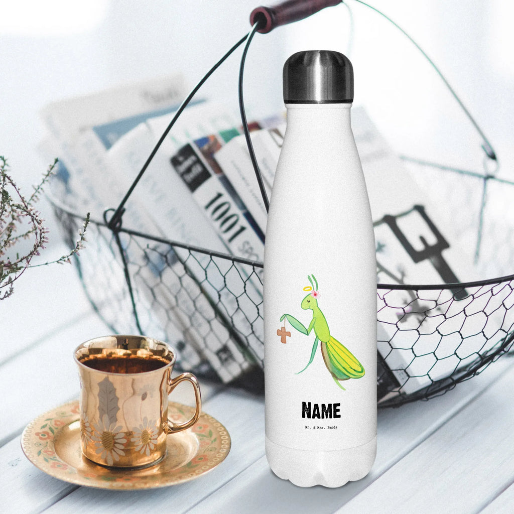 Personalisierte Thermosflasche Religionslehrerin mit Herz Thermosflasche Wandern Mit Gravur, Thermosflasche Für Wasser Personalisiert, Kalthalteflasche Mit Wunschtext, Thermosflasche Für Kaffee Mit Wunschtext, Thermosflasche Damen Personalisiert, Trinkflasche Isoliert Mit Namen, Thermosflasche Outdoor Mit Gravur, Sommerflasche Mit Wunschtext, Thermosflasche Für Sport Mit Namen, Thermosflasche Mit Drehverschluss Und Gravur, Thermosflasche 750ml Mit Namen, Thermosflasche Für Büro Mit Wunschtext, Vakuumflasche Mit Namen, Flasche Für Kohlensäure Mit Gravur, Doppelwandige Trinkflasche Mit Gravur, Robuste Thermosflasche Personalisiert, Thermosflasche 1 Liter Personalisiert, Umweltfreundliche Thermosflasche Mit Wunschtext, Klassische Thermosflasche Mit Namen, Thermosflasche Für Schule Mit Gravur, Warmhalteflasche Personalisiert, Moderne Thermosflasche Mit Text, Auslaufsichere Thermosflasche Mit Wunschtext, Thermoflasche Personalisiert, Thermosflasche Herren Mit Wunschtext, Leichte Thermosflasche Mit Wunschtext, Thermosflasche 500ml Mit Gravur, Nachhaltige Thermosflasche Mit Gravur, Thermosflasche Für Tee Mit Namen, Thermosflasche Mit Trinkverschluss Und Namen, BPA-Freie Thermosflasche Mit Namen, Thermosflasche Mit Namen, Thermosflasche Mit Wunschtext, Thermosflasche Reisen Mit Namen, Edelstahlflasche Mit Wunschtext, Thermosflasche Kinder Mit Namen, Thermoskanne Unterwegs Mit Namen, Personalisierte Thermosflasche, Spülmaschinenfeste Thermosflasche Mit Gravur, Getränkeflasche Personalisiert, Isolierflasche Mit Gravur, Thermoflasche Edelstahl Mit Gravur, Beruf, Ausbildung, Jubiläum, Abschied, Rente, Kollege, Kollegin, Geschenk, Schenken, Arbeitskollege, Mitarbeiter, Firma, Danke, Dankeschön, Schule, Grundschule, Religionslehrerin, Reli Lehrerin