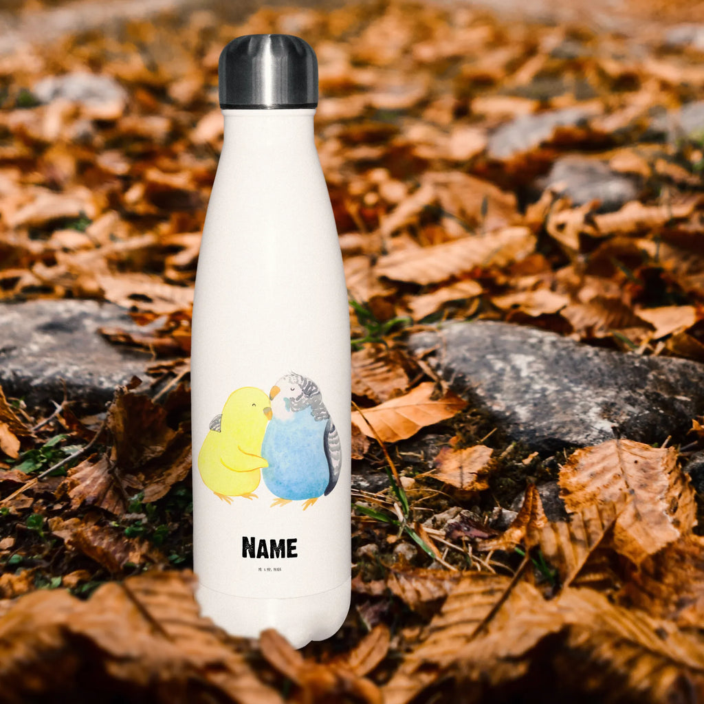 Personalisierte Thermosflasche Wellensittich Liebe Leichte Thermosflasche Mit Wunschtext, Thermosflasche Für Wasser Personalisiert, Thermosflasche 500ml Mit Gravur, Trinkflasche Isoliert Mit Namen, Robuste Thermosflasche Personalisiert, Thermosflasche Wandern Mit Gravur, Sommerflasche Mit Wunschtext, Thermosflasche 750ml Mit Namen, Umweltfreundliche Thermosflasche Mit Wunschtext, Thermoflasche Edelstahl Mit Gravur, Spülmaschinenfeste Thermosflasche Mit Gravur, Thermoskanne Unterwegs Mit Namen, Thermosflasche Mit Wunschtext, Thermosflasche Für Büro Mit Wunschtext, Thermoflasche Personalisiert, BPA-Freie Thermosflasche Mit Namen, Thermosflasche Herren Mit Wunschtext, Edelstahlflasche Mit Wunschtext, Isolierflasche Mit Gravur, Kalthalteflasche Mit Wunschtext, Warmhalteflasche Personalisiert, Thermosflasche Mit Drehverschluss Und Gravur, Thermosflasche Reisen Mit Namen, Thermosflasche Mit Trinkverschluss Und Namen, Thermosflasche Outdoor Mit Gravur, Auslaufsichere Thermosflasche Mit Wunschtext, Thermosflasche Für Sport Mit Namen, Personalisierte Thermosflasche, Thermosflasche Mit Namen, Flasche Für Kohlensäure Mit Gravur, Nachhaltige Thermosflasche Mit Gravur, Thermosflasche Für Tee Mit Namen, Thermosflasche Für Kaffee Mit Wunschtext, Vakuumflasche Mit Namen, Klassische Thermosflasche Mit Namen, Thermosflasche Kinder Mit Namen, Getränkeflasche Personalisiert, Thermosflasche Für Schule Mit Gravur, Doppelwandige Trinkflasche Mit Gravur, Thermosflasche 1 Liter Personalisiert, Thermosflasche Damen Personalisiert, Moderne Thermosflasche Mit Text, Freundin, Freund, Liebe, Liebesgeschenk, Jahrestag, Verlobung, Partner, Ehemann, Ehefrau, Heiraten, Heiratsantrag, Hocheitstag, Wellensittich, Kuscheln, Vögel, Vertrauen, Nähe