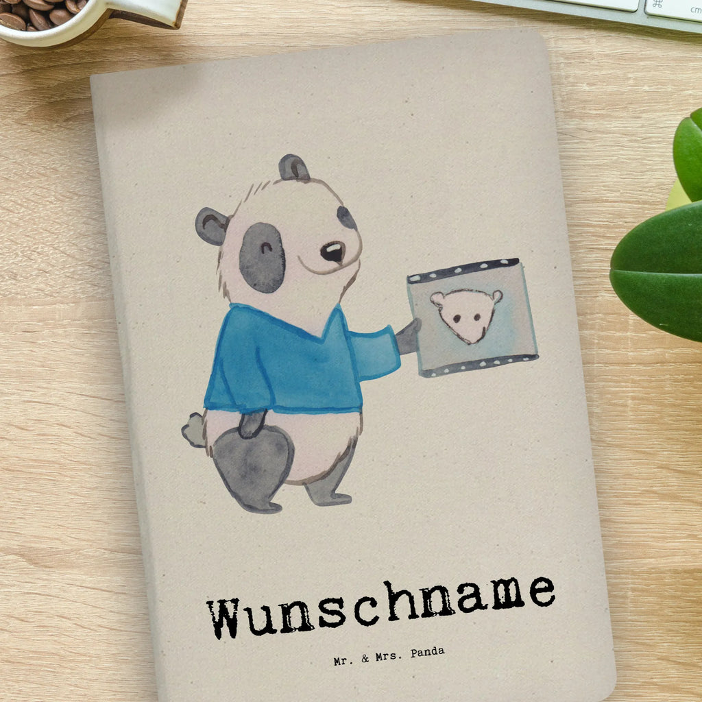 DIN A4 Personalisiertes Notizbuch Facharzt für Radiologie mit Herz DIN A4 Notizbuch Blanko Personalisiert, DIN A4 Notizbuch Softcover Mit Wunschtext, DIN A4 Notizbuch Als Geschenk Mit Namen, Personalisierbares Notizbuch DIN A4, DIN A4 Projektbuch Mit Wunschtext, A4 Notizbuch Punkte Mit Wunschtext, Journal DIN A4 Personalisiert, DIN A4 Schüler Notizbuch Mit Namen, DIN A4 Notizbuch Kariert Mit Namen, DIN A4 Skizzenbuch Mit Namen, DIN A4 Lehrer Notizbuch Mit Wunschtext, Handgemachtes Notizbuch DIN A4 Mit Wunschtext, DIN A4 Tagebuch Mit Wunschtext, DIN A4 Notizheft Mit Wunschtext, DIN A4 Arbeitsbuch Mit Wunschtext, Nachhaltiges Notizbuch DIN A4 Mit Gravur, Schreibbuch DIN A4 Mit Text, DIN A4 Ideenbuch Personalisiert, DIN A4 Notizbuch Für Schule Mit Namen, DIN A4 Notizbuch Hardcover Personalisiert, DIN A4 Notizbuch Kreativ Mit Text, DIN A4 Notizbuch Büro Mit Gravur, DIN A4 Notizbuch Mit Wunschtext, DIN A4 Notizbuch Liniert Mit Wunschtext, Notizbuch Aus Baumwolle Personalisiert, DIN A4 Bullet Journal Mit Namen, Notizbuch Mit Stoffeinband Und Wunschtext, Öko Notizbuch DIN A4 Mit Wunschtext, Stoff Notizbuch A4 Mit Namen, Umweltfreundliches A4 Notizbuch Mit Namen, DIN A4 Uni Notizbuch Personalisiert, Geschenk, Schenken, Jubiläum, Danke, Dankeschön, Beruf, Ausbildung, Abschied, Rente, Kollege, Kollegin, Arbeitskollege, Mitarbeiter, Firma