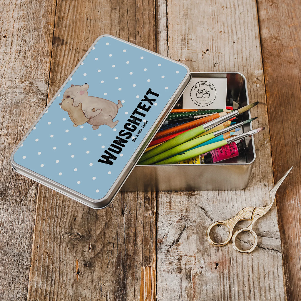 Personalisierte Metalldose Papa Bär Personalisierte Metalldose, Aufbewahrungsdose Metall Personalisiert, Retro Metalldose Mit Gravur, Blechdose Mit Gravur, Vintage Blechdose Personalisiert, Blechdose Mit Spruch, Teedose Mit Wunschtext, Schmuckdose Metall Personalisiert, Kleine Metalldose Mit Text, Metalldose Mit Namen, Bedruckte Metalldose Mit Wunschtext, Keksdose Mit Gravur, Deko Metalldose Personalisiert, Metalldose Mit Liebevollem Text, Basteldose Mit Wunschtext, Süßigkeitendose Mit Namen, Dose Aus Metall Mit Wunschtext, Vorratsbehälter Metall Mit Gravur, Große Metalldose Mit Gravur, Vorratsdose Metall Mit Gravur, Runde Metalldose Mit Wunschtext, Rechteckige Metalldose Mit Namen, Nostalgische Metalldose Mit Wunschtext, Geschenkverpackung Metall Mit Gravur, Geschenkbox Metall Mit Namen, Aufbewahrungsbox Metall Mit Namen, Metalldose Für Küche Mit Wunschtext, Verpackungsdose Mit Wunschtext, Metalldose Für Erwachsene Personalisiert, Metalldose Mit Wunschtext, Metalldose Für Kinder Mit Namen, Personalisierbare Vorratsdose Metall, Metalldose Mit Initialen, Schwester, Familie, Vatertag, Opa, Oma, Muttertag, Papa, Mama, Bruder, Geschenk, Geburtstag, Vater, Vati, Papi, Onkel