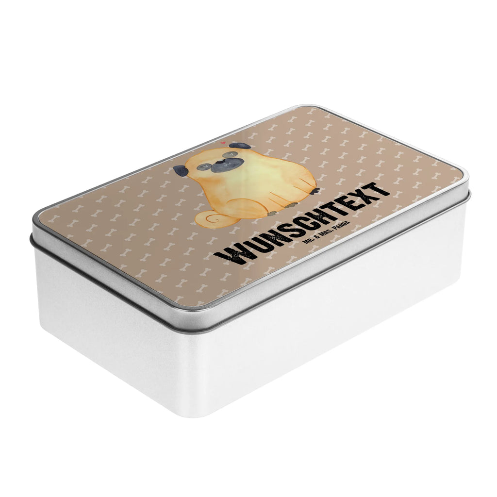 Personalisierte Metalldose Mops Teedose Mit Wunschtext, Blechdose Mit Spruch, Schmuckdose Metall Personalisiert, Rechteckige Metalldose Mit Namen, Vintage Blechdose Personalisiert, Vorratsdose Metall Mit Gravur, Große Metalldose Mit Gravur, Verpackungsdose Mit Wunschtext, Metalldose Mit Liebevollem Text, Bedruckte Metalldose Mit Wunschtext, Runde Metalldose Mit Wunschtext, Dose Aus Metall Mit Wunschtext, Metalldose Für Kinder Mit Namen, Personalisierte Metalldose, Metalldose Zum Selbstgestalten, Retro Metalldose Mit Gravur, Aufbewahrungsdose Metall Personalisiert, Kleine Metalldose Mit Text, Keksdose Mit Gravur, Nostalgische Metalldose Mit Wunschtext, Metalldose Mit Initialen, Basteldose Mit Wunschtext, Vorratsbehälter Metall Mit Gravur, Geschenkbox Metall Mit Namen, Deko Metalldose Personalisiert, Metalldose Mit Wunschtext, Metalldose Mit Namen, Personalisierbare Vorratsdose Metall, Blechdose Mit Gravur, Metalldose Für Erwachsene Personalisiert, Metalldose Für Küche Mit Wunschtext, Süßigkeitendose Mit Namen, Geschenkverpackung Metall Mit Gravur, Aufbewahrungsbox Metall Mit Namen, Hund, Hundemotiv, Haustier, Hunderasse, Tierliebhaber, Hundebesitzer, Sprüche, Liebe, Mops, Hundeliebe