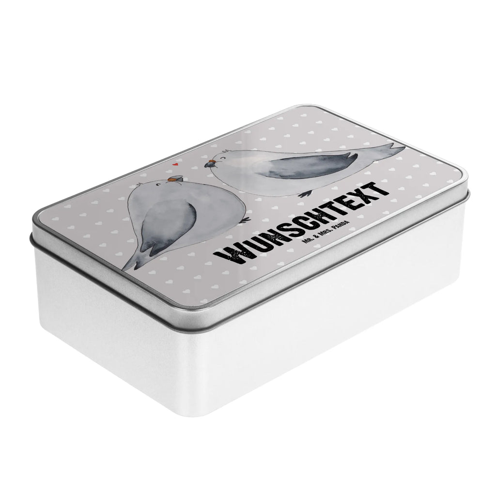 Personalisierte Metalldose Turteltauben Liebe Metalldose Mit Liebevollem Text, Dose Aus Metall Mit Wunschtext, Geschenkverpackung Metall Mit Gravur, Nostalgische Metalldose Mit Wunschtext, Blechdose Mit Spruch, Vintage Blechdose Personalisiert, Personalisierbare Vorratsdose Metall, Vorratsbehälter Metall Mit Gravur, Metalldose Mit Namen, Aufbewahrungsbox Metall Mit Namen, Metalldose Mit Initialen, Große Metalldose Mit Gravur, Kleine Metalldose Mit Text, Keksdose Mit Gravur, Schmuckdose Metall Personalisiert, Deko Metalldose Personalisiert, Runde Metalldose Mit Wunschtext, Süßigkeitendose Mit Namen, Teedose Mit Wunschtext, Blechdose Mit Gravur, Aufbewahrungsdose Metall Personalisiert, Metalldose Für Küche Mit Wunschtext, Metalldose Mit Wunschtext, Retro Metalldose Mit Gravur, Metalldose Für Erwachsene Personalisiert, Verpackungsdose Mit Wunschtext, Vorratsdose Metall Mit Gravur, Metalldose Zum Selbstgestalten, Metalldose Für Kinder Mit Namen, Rechteckige Metalldose Mit Namen, Personalisierte Metalldose, Geschenkbox Metall Mit Namen, Basteldose Mit Wunschtext, Bedruckte Metalldose Mit Wunschtext, Liebe, Partner, Freund, Freundin, Ehemann, Ehefrau, Heiraten, Verlobung, Heiratsantrag, Liebesgeschenk, Jahrestag, Hocheitstag, Hochzeitstag, Verliebt, Liebesbeweis, Geschenk Freund, Turteltäubchen, Geschenk Hochzeit, Geschenk Freundin, Tauben, Verheiratet, Turteltauben, Verlobt
