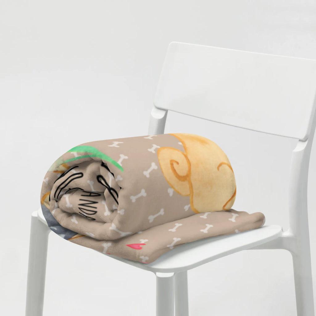 Kuscheldecke Mops verliebt Mikrofaser Decke, Kuscheldecke XXL, Dekoration, Wohndecke, Gemütlich, Kinderdecke, Dekodecke, Wolldecke, Sofadecke, Decke, Kuschelfleecedecke, Jahrestagsgeschenk, Schmusedecke, Tagesdecke, Entspannen, Wohnzimmerdecke, Weihnachtsgeschenk, Fleecedecke, Hunderasse, Hundebesitzer, Sprüche, Hundemotiv, Haustier, Tierliebhaber, Hund, Hundeliebe, Verliebt, Liebe, Mops, Geschenk Freund, Möpse, Partner, Liebesspruch. Verlobt