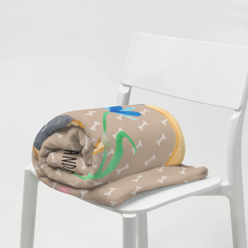 Kuscheldecke Mops verliebt Mikrofaser Decke, Kuscheldecke XXL, Dekoration, Wohndecke, Gemütlich, Kinderdecke, Dekodecke, Wolldecke, Sofadecke, Decke, Kuschelfleecedecke, Jahrestagsgeschenk, Schmusedecke, Tagesdecke, Entspannen, Wohnzimmerdecke, Weihnachtsgeschenk, Fleecedecke, Hunderasse, Hundebesitzer, Sprüche, Hundemotiv, Haustier, Tierliebhaber, Hund, Hundeliebe, Verliebt, Liebe, Mops, Geschenk Freund, Möpse, Partner, Liebesspruch. Verlobt