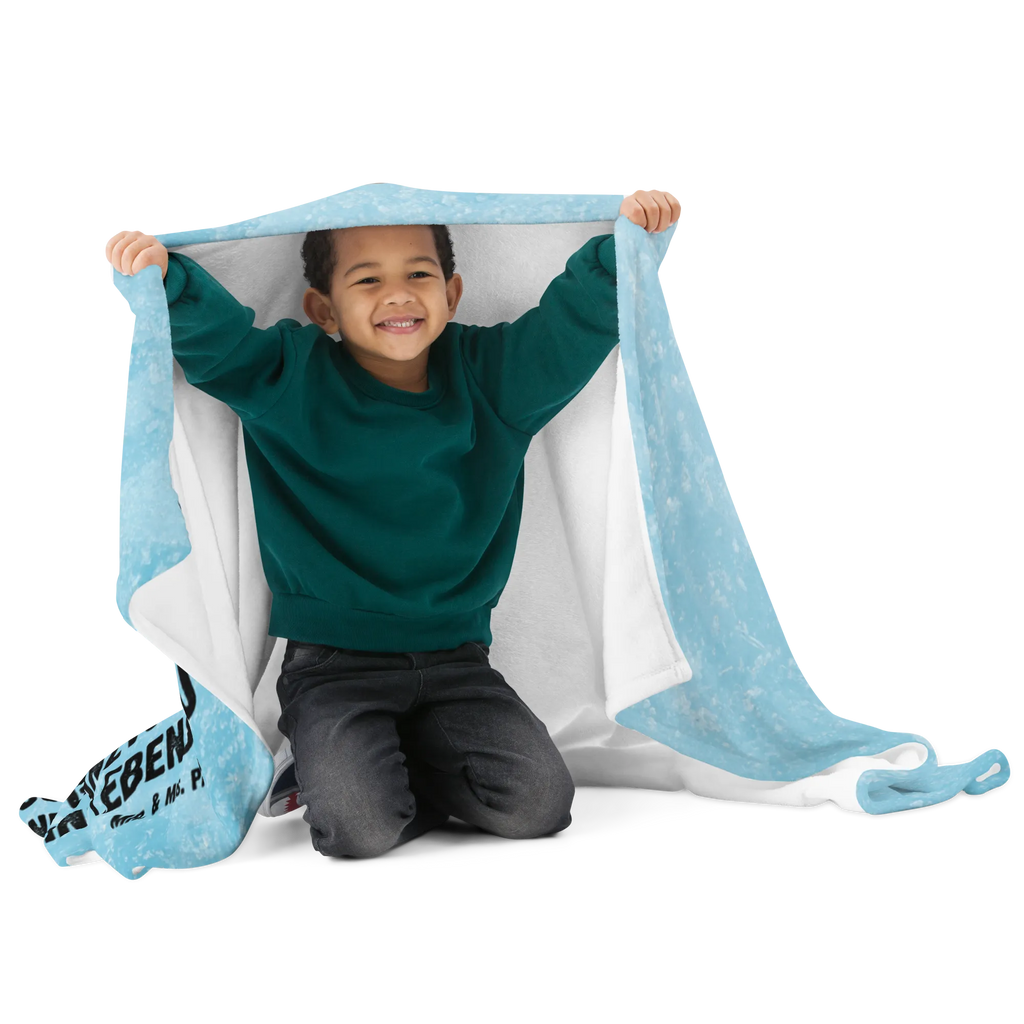 Blanket robin Sleds sofa throw, warm blanket, throw blanket, plush blanket, cozy blanket, fleece blanket, Sherpa blanket, snuggle blanket, Winter, Christmas, Christmas time, snow, bird, sleigh