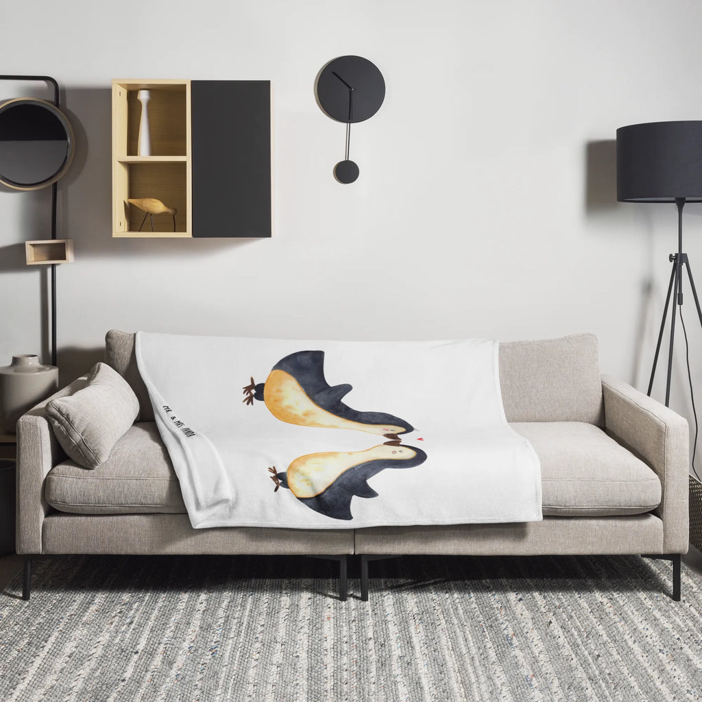 Kuscheldecke Pinguin Liebe Decke, Wohndecke, Tagesdecke, Wolldecke, Sofadecke, Liebe, Partner, Freund, Freundin, Ehemann, Ehefrau, Heiraten, Verlobung, Heiratsantrag, Liebesgeschenk, Jahrestag, Hocheitstag, Geschenk Freundin, Verlobte, Geschenkidee, Liebesbeweis, Pinguin Liebe, Pinguine, Pinguin, Pärchen. Liebespaar, Pinguinpaar, Love, Hochzeitstag, Pinguin Paar, Geschenk Hochzeitstag, Paar, Liebesspruch, Geschenk Freund, Verlobter, Gastgeschenk, Hochzeit