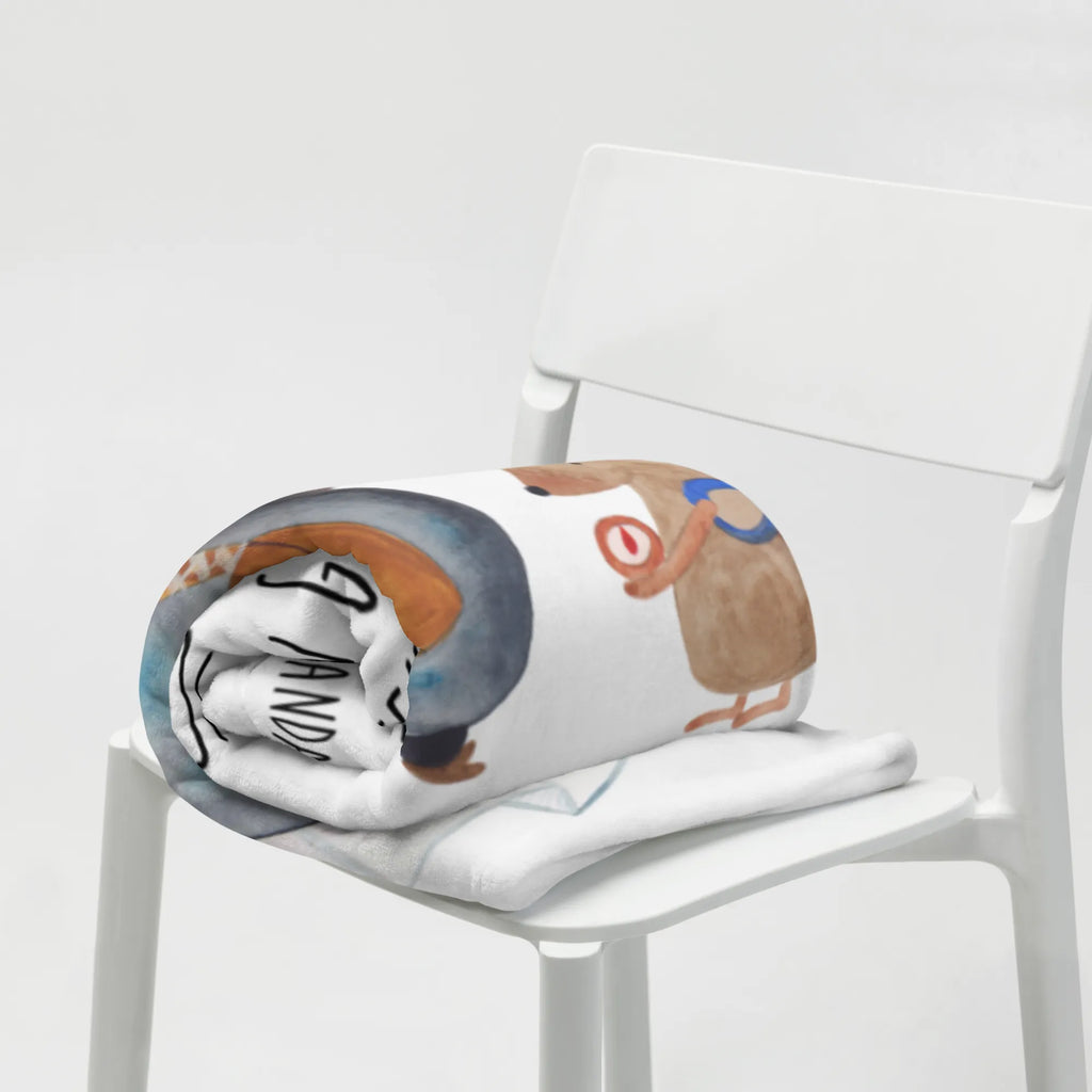 Kuscheldecke Pinguin & Maus Wanderer Decke, Kuschelfleecedecke, Schmusedecke, Jahrestagsgeschenk, Tagesdecke, Gemütlich, Dekodecke, Mikrofaser Decke, Wolldecke, Weihnachtsgeschenk, Fleecedecke, Sofadecke, Kinderdecke, Entspannen, Wohnzimmerdecke, Kuscheldecke XXL, Wohndecke, Dekoration, Pinguin, Roadtrip, Wandern, Abenteuer, Abenteurer, Wanderlust, Ausflug, Pinguine