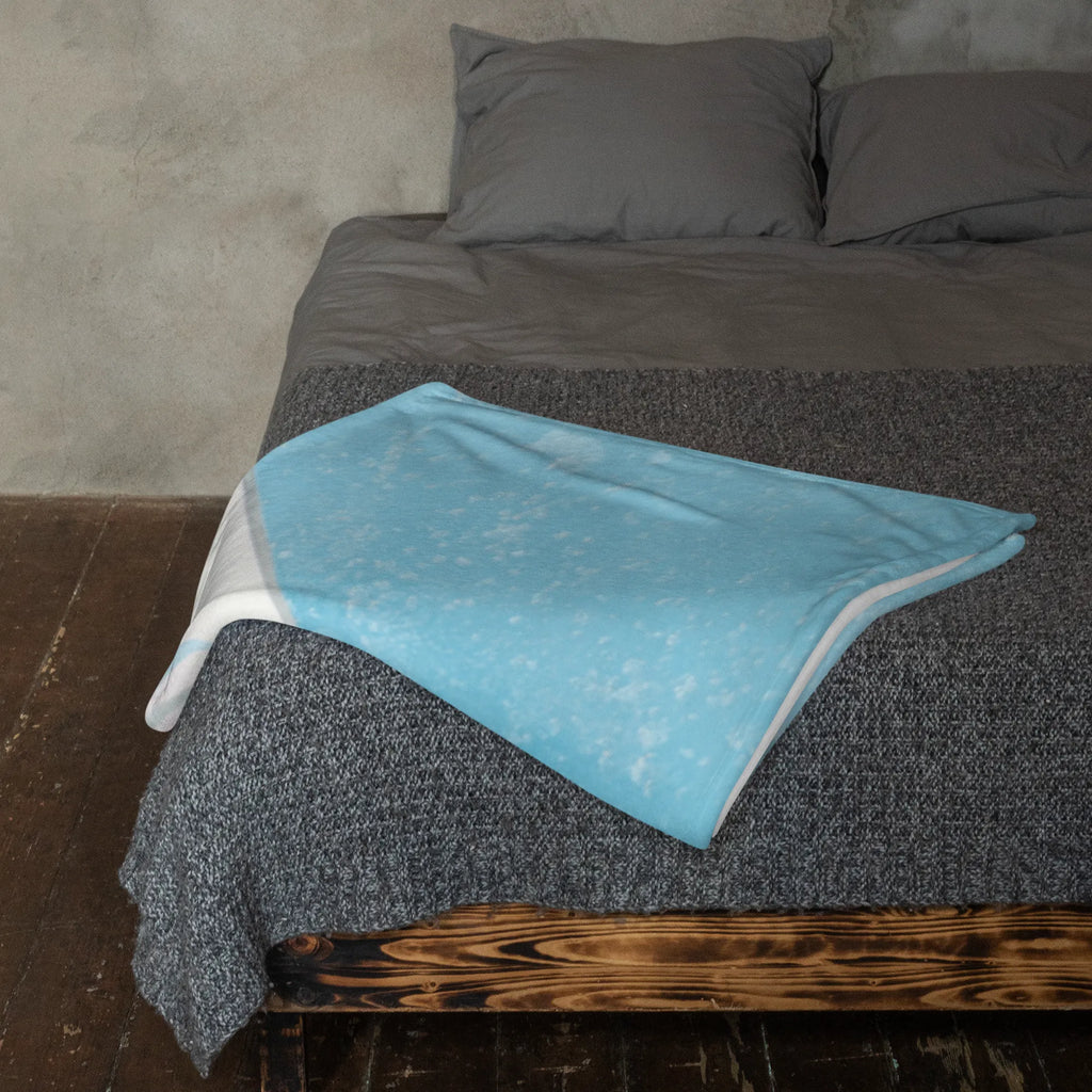 Kuscheldecke Pinguin & Maus Wanderer Decke, Kuschelfleecedecke, Schmusedecke, Jahrestagsgeschenk, Tagesdecke, Gemütlich, Dekodecke, Mikrofaser Decke, Wolldecke, Weihnachtsgeschenk, Fleecedecke, Sofadecke, Kinderdecke, Entspannen, Wohnzimmerdecke, Kuscheldecke XXL, Wohndecke, Dekoration, Pinguin, Roadtrip, Wandern, Abenteuer, Abenteurer, Wanderlust, Ausflug, Pinguine