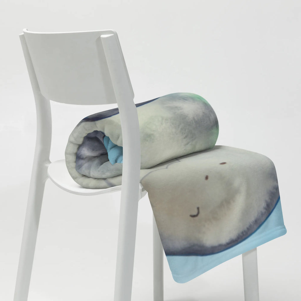 Kuscheldecke Seekuh Happy Schmusedecke, Wohnzimmerdecke, Weihnachtsgeschenk, Dekoration, Fleecedecke, Sofadecke, Kuscheldecke XXL, Dekodecke, Kuschelfleecedecke, Gemütlich, Decke, Mikrofaser Decke, Tagesdecke, Wohndecke, Entspannen, Wolldecke, Jahrestagsgeschenk, Kinderdecke, Urlaub, Meer, Meerestiere, Freundin, Liebeskummer, Selbstliebe, Achtsamkeit, Neustart, Seekühe, Respekt, Neuanfang, Seekuh, Zufrieden