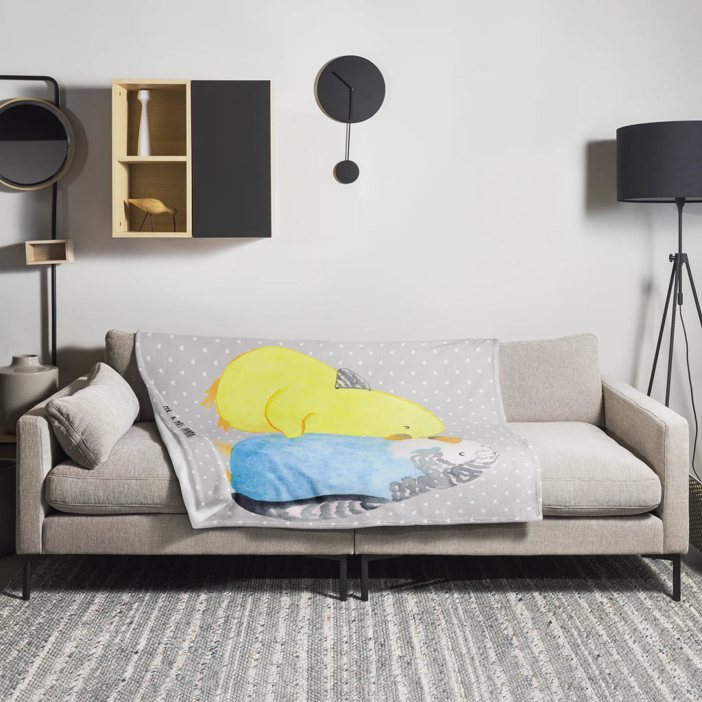 Kuscheldecke Wellensittich Liebe Wolldecke, Sofadecke, Decke, Tagesdecke, Wohndecke, Liebe, Partner, Freund, Freundin, Ehemann, Ehefrau, Heiraten, Verlobung, Heiratsantrag, Liebesgeschenk, Jahrestag, Hocheitstag, Wellensittich, Kuscheln, Vertrauen, Nähe, Vögel