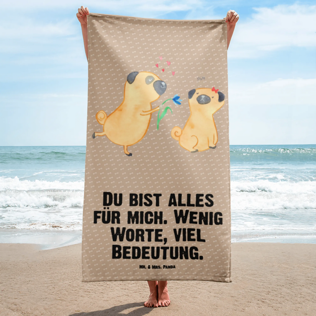 XL ręcznik kąpielowy mops Zakochani Handtuch XL Klassisch, Handtuch XL Für Männer, Pflegeleichtes Handtuch Groß, Handtuch Für Strand XL, Handtuch Für Dusche XL, Saunatuch XL, XL Handtuch Bunt, Handtuch XL Für Kinder, Großes Handtuch Für Badezimmer, Handtuch Groß Für Sport, Strapazierfähiges XL Handtuch, Weiches XL Handtuch, Großes Handtuch, Design Handtuch XL, Flauschiges Handtuch XL, Handtuch Für Sauna Groß, XL Handtuch Aus Bio Baumwolle, Badetuch Extra Groß, Handtuch Für Erwachsene XL, XL Handtuch, Mikrofaser Handtuch XL, Handtuch Übergröße, Handtuch XL Geschenkidee, Saugfähiges Großes Handtuch, Handtuch XL Modern, XL Handtuch Grau, Umweltfreundliches Handtuch Groß, Badehandtuch XL, Handtuch XL Für Frauen, Nachhaltiges Handtuch XL, Duschtuch XL, Waschbares Handtuch XL, XL Handtuch Weiß, Handtuch XL Aus Baumwolle, Extra Großes Handtuch, Handtuch Für Große Personen, Handtuch Für Wellness, XL Handtuch Mit Muster, Großes Handtuch Unifarben, Hund, Hundemotiv, Haustier, Hunderasse, Tierliebhaber, Hundebesitzer, Sprüche, verliebt, Möpse, Partner, Liebe, Mops, Hundeliebe, Liebesspruch. Verlobt, Geschenk Freund