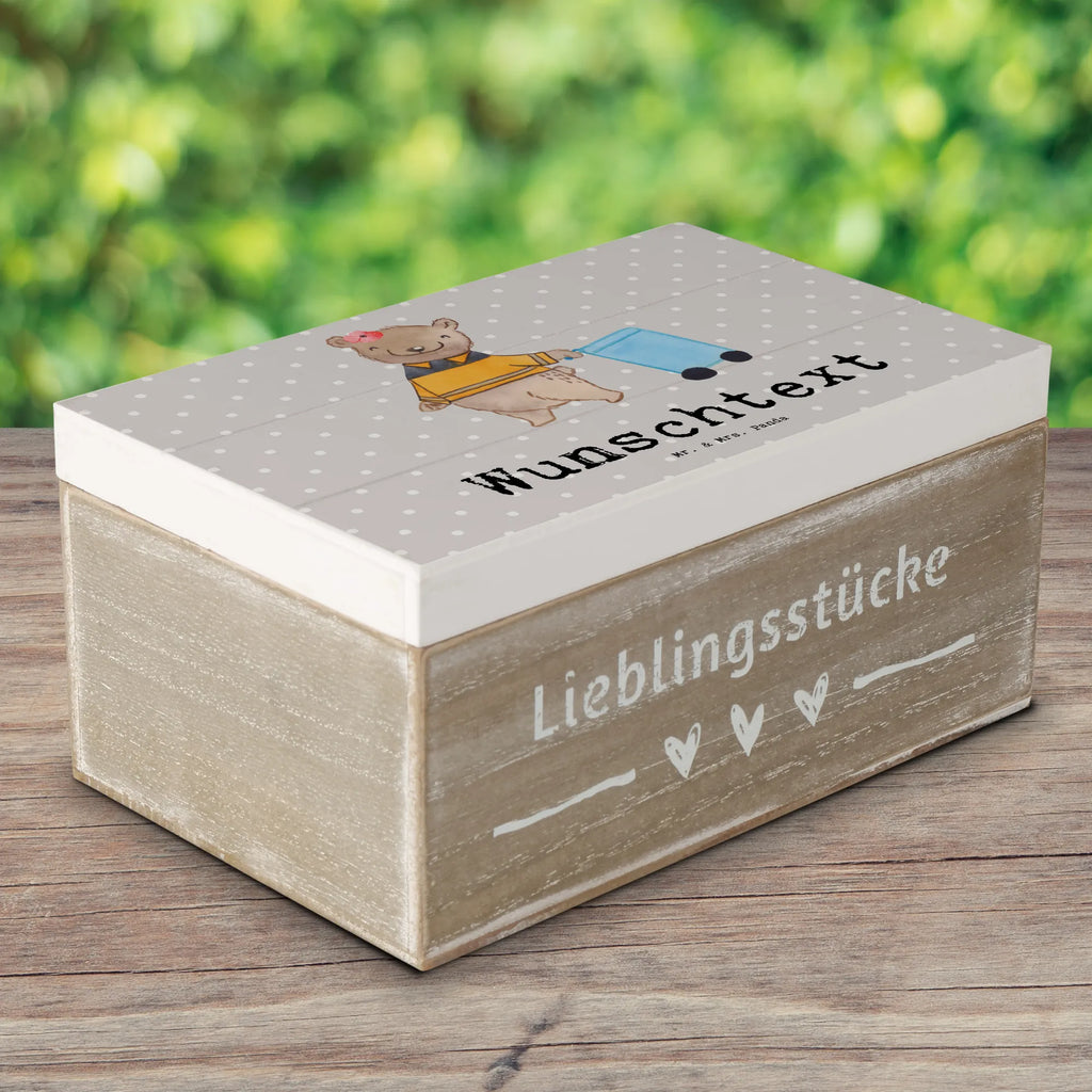 Personalisierte Holzkiste Müllwerkerin Herz Erinnerungskiste Personalisiert, Schatzkiste mit Namen, Dekokiste Personalisiert, Aufbewahrungsbox mit Namen, Truhe mit Namen, Kiste Personalisiert, Geschenkbox Personalisiert, Holzkiste mit Namen, Truhe Personalisiert, Schatulle mit Namen, Dekokiste mit Namen, Erinnerungsbox Personalisiert, GEschenkdose Personalisiert, Aufbewahrungsbox Personalisiert, Erinnerungsbox mit Namen, mit Namen, Schatzkiste Personalisiert, Holzkiste Personalisiert, Schatulle Personalisiert, Kiste mit Namen, Beruf, Firma, Schenken, Mitarbeiter, Arbeitskollege, Danke, Kollegin, Geschenk, Kollege, Rente, Jubiläum, Abschied, Dankeschön, Ausbildung, Müllwerkerin, Müllfahreriin, Müllfrau, Müllentsorgerin, Kehrichtfrau, Fachkraft Kreislauf- und Abfallwirtschaft