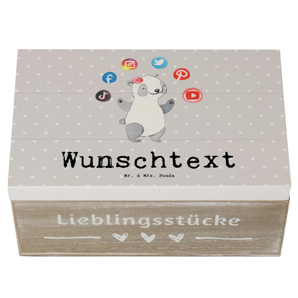 Personalised wooden chest Online Marketing Manager Heart Aufbewahrungsbox Personalisiert, Truhe Personalisiert, Erinnerungskiste Personalisiert, Kiste Personalisiert, Dekokiste Personalisiert, Aufbewahrungsbox mit Namen, Schatzkiste Personalisiert, GEschenkdose Personalisiert, Holzkiste Personalisiert, Schatulle Personalisiert, Dekokiste mit Namen, Erinnerungsbox Personalisiert, Kiste mit Namen, Truhe mit Namen, Erinnerungsbox mit Namen, Geschenkbox Personalisiert, mit Namen, Schatzkiste mit Namen, Holzkiste mit Namen, Schatulle mit Namen, Beruf, Firma, Schenken, Mitarbeiter, Arbeitskollege, Danke, Kollegin, Geschenk, Kollege, Rente, Jubiläum, Abschied, Dankeschön, Ausbildung, Influencer Marketing, Manager, Marketingmanager, Digital Marketing, Online Marketing
