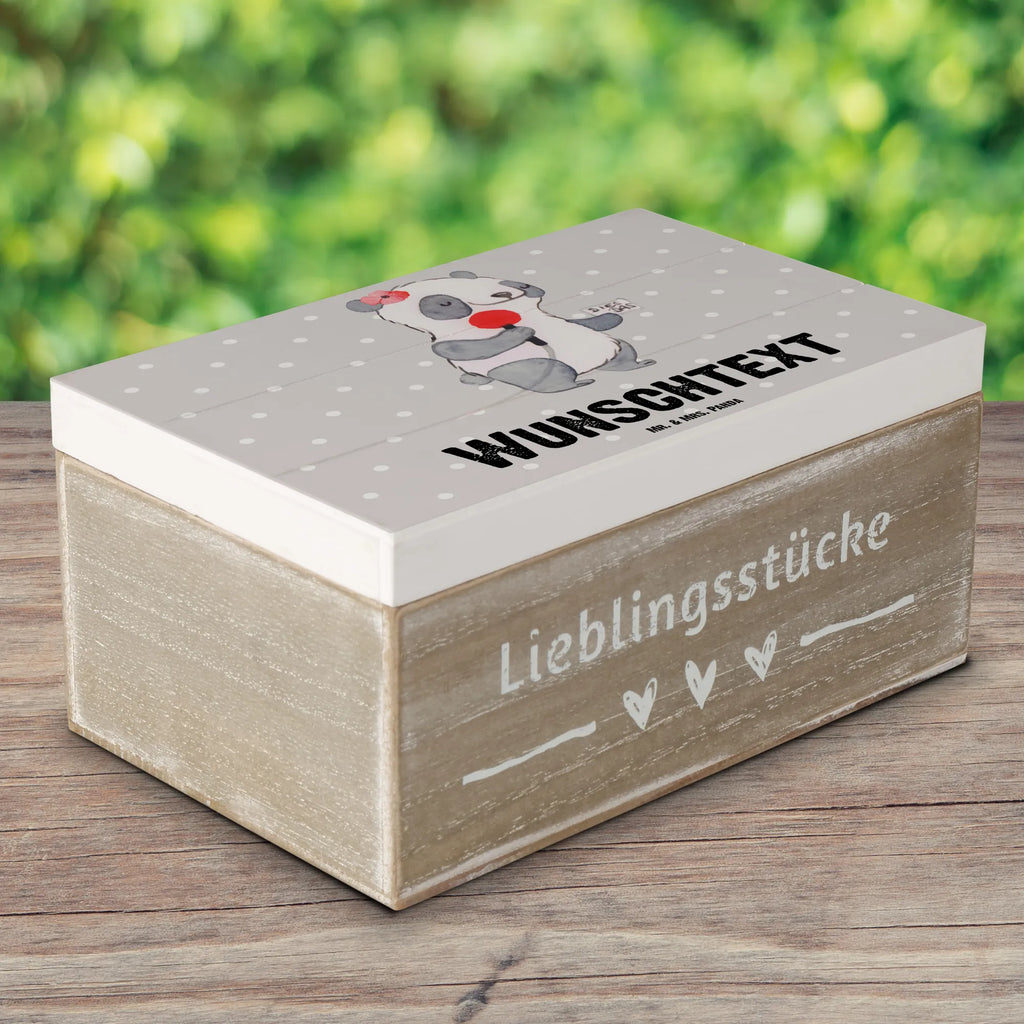 Personalisierte Holzkiste Pressereferentin Herz Holzkiste Personalisiert, Dekokiste Personalisiert, Kiste Personalisiert, Schatzkiste mit Namen, Erinnerungskiste Personalisiert, Dekokiste mit Namen, Holzkiste mit Namen, Schatulle mit Namen, Aufbewahrungsbox mit Namen, Truhe Personalisiert, GEschenkdose Personalisiert, Geschenkbox Personalisiert, Kiste mit Namen, mit Namen, Aufbewahrungsbox Personalisiert, Truhe mit Namen, Schatulle Personalisiert, Erinnerungsbox mit Namen, Erinnerungsbox Personalisiert, Schatzkiste Personalisiert, Beruf, Firma, Schenken, Mitarbeiter, Arbeitskollege, Danke, Kollegin, Geschenk, Kollege, Rente, Jubiläum, Abschied, Dankeschön, Ausbildung, Presseagentur, Studium, Pressemitarbeiterin, Pressereferentin