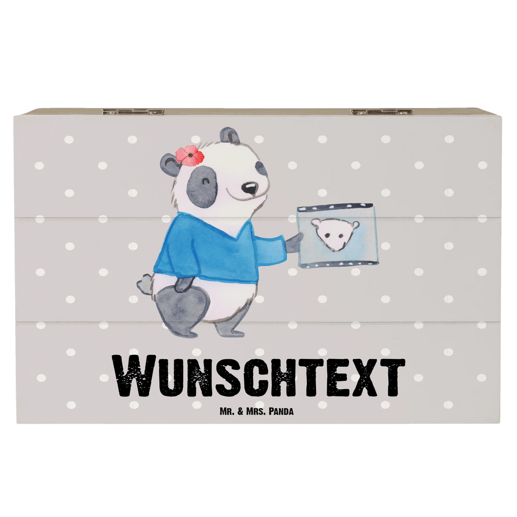 Personalisierte Holzkiste Neurologin Herz Schatulle Personalisiert, Aufbewahrungsbox mit Namen, Dekokiste mit Namen, Aufbewahrungsbox Personalisiert, Truhe Personalisiert, Geschenkbox Personalisiert, Holzkiste Personalisiert, Schatzkiste mit Namen, Erinnerungsbox Personalisiert, Kiste Personalisiert, GEschenkdose Personalisiert, Holzkiste mit Namen, Schatulle mit Namen, Schatzkiste Personalisiert, Erinnerungskiste Personalisiert, Kiste mit Namen, Erinnerungsbox mit Namen, mit Namen, Truhe mit Namen, Dekokiste Personalisiert, Beruf, Firma, Schenken, Mitarbeiter, Arbeitskollege, Danke, Kollegin, Geschenk, Kollege, Rente, Jubiläum, Abschied, Dankeschön, Ausbildung, Mediziner, Neurologin, Medizinstudium, Neurologie