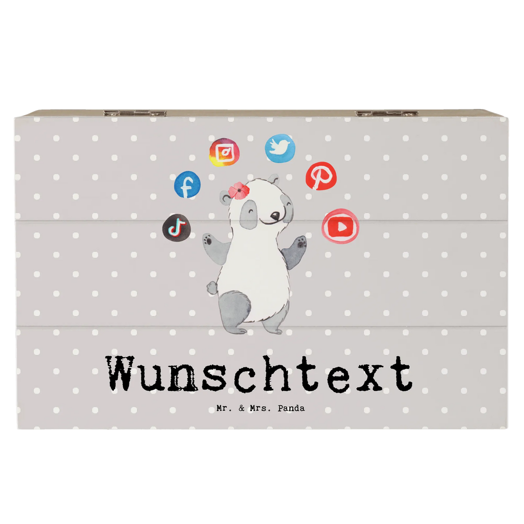 Personalisierte Holzkiste SEA Manager Herz Aufbewahrungsbox mit Namen, Truhe mit Namen, Aufbewahrungsbox Personalisiert, Schatulle Personalisiert, Schatzkiste Personalisiert, Holzkiste Personalisiert, Kiste mit Namen, Holzkiste mit Namen, Geschenkbox Personalisiert, Kiste Personalisiert, mit Namen, Erinnerungskiste Personalisiert, Erinnerungsbox mit Namen, Schatulle mit Namen, GEschenkdose Personalisiert, Truhe Personalisiert, Erinnerungsbox Personalisiert, Dekokiste Personalisiert, Schatzkiste mit Namen, Dekokiste mit Namen, Beruf, Firma, Schenken, Mitarbeiter, Arbeitskollege, Danke, Kollegin, Geschenk, Kollege, Rente, Jubiläum, Abschied, Dankeschön, Ausbildung, Suchmaschinenmarketing, SEA Manager, Suchmaschinenwerbung