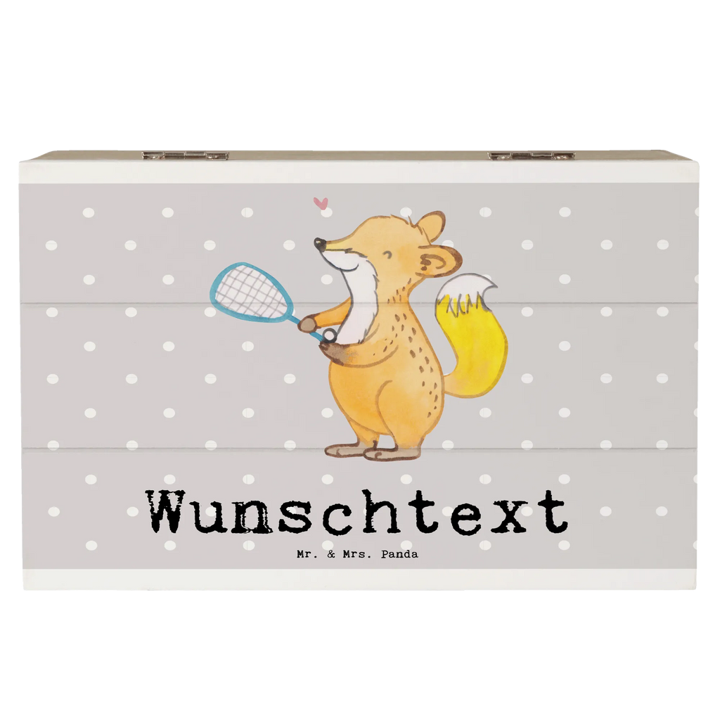 Personalised wooden chest Fox playing squash Erinnerungsbox Personalisiert, Erinnerungsbox mit Namen, Kiste Personalisiert, GEschenkdose Personalisiert, Dekokiste Personalisiert, Holzkiste Personalisiert, Truhe mit Namen, Holzkiste mit Namen, Kiste mit Namen, Truhe Personalisiert, Schatzkiste mit Namen, Schatulle mit Namen, Dekokiste mit Namen, Schatulle Personalisiert, mit Namen, Geschenkbox Personalisiert, Aufbewahrungsbox mit Namen, Schatzkiste Personalisiert, Aufbewahrungsbox Personalisiert, Erinnerungskiste Personalisiert, Geschenk, Schenken, Sport, Sportart, Hobby, Danke, Dankeschön, Auszeichnung, Gewinn, Sportler, Squash spielen, Ballsport, Squashhalle