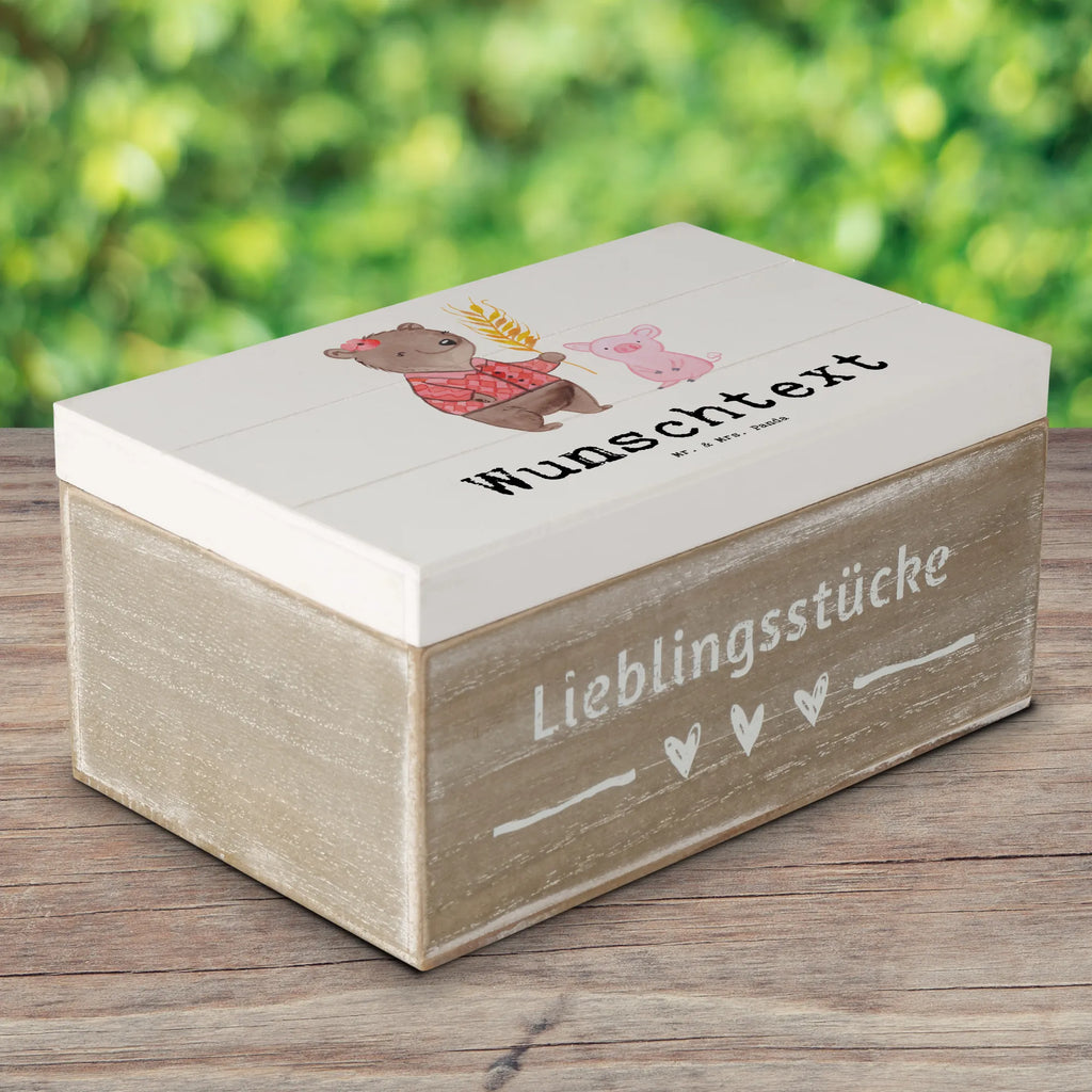 Personalisierte Holzkiste Landwirtin Herz Holzkiste mit Namen, Erinnerungskiste Personalisiert, Holzkiste Personalisiert, Schatzkiste mit Namen, Kiste Personalisiert, Dekokiste Personalisiert, Truhe Personalisiert, Schatulle Personalisiert, Schatzkiste Personalisiert, Erinnerungsbox Personalisiert, Kiste mit Namen, Aufbewahrungsbox Personalisiert, Dekokiste mit Namen, Aufbewahrungsbox mit Namen, mit Namen, Erinnerungsbox mit Namen, Truhe mit Namen, Geschenkbox Personalisiert, Schatulle mit Namen, GEschenkdose Personalisiert, Beruf, Firma, Schenken, Mitarbeiter, Arbeitskollege, Danke, Kollegin, Geschenk, Kollege, Rente, Jubiläum, Abschied, Dankeschön, Ausbildung, Agronomin, Bäuerin, Tierwirtin, Bauernhof, Landwirtin, Farmerin