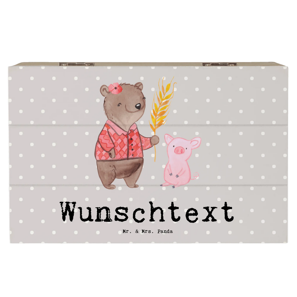 Personalisierte Holzkiste Landwirtin Herz Holzkiste mit Namen, Erinnerungskiste Personalisiert, Holzkiste Personalisiert, Schatzkiste mit Namen, Kiste Personalisiert, Dekokiste Personalisiert, Truhe Personalisiert, Schatulle Personalisiert, Schatzkiste Personalisiert, Erinnerungsbox Personalisiert, Kiste mit Namen, Aufbewahrungsbox Personalisiert, Dekokiste mit Namen, Aufbewahrungsbox mit Namen, mit Namen, Erinnerungsbox mit Namen, Truhe mit Namen, Geschenkbox Personalisiert, Schatulle mit Namen, GEschenkdose Personalisiert, Beruf, Firma, Schenken, Mitarbeiter, Arbeitskollege, Danke, Kollegin, Geschenk, Kollege, Rente, Jubiläum, Abschied, Dankeschön, Ausbildung, Agronomin, Bäuerin, Tierwirtin, Bauernhof, Landwirtin, Farmerin