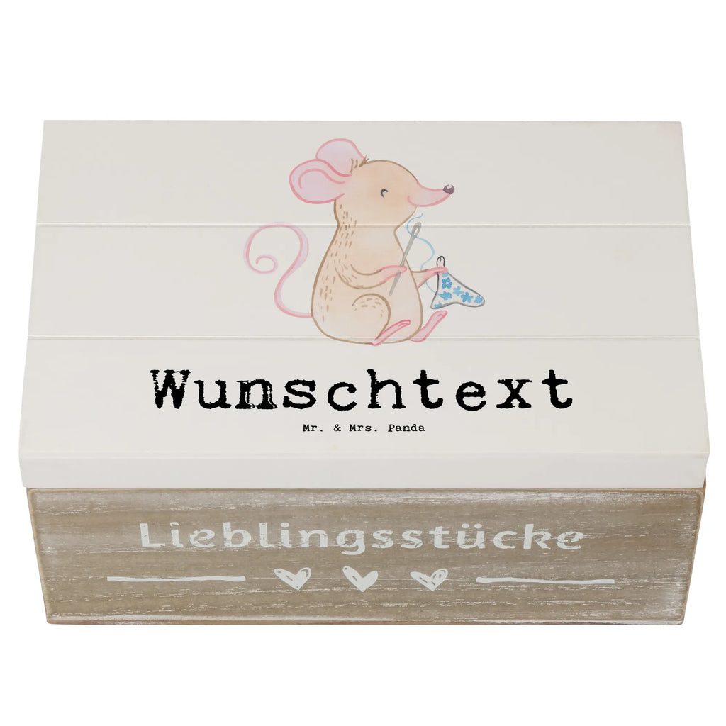 Personalised wooden chest Mouse Sew GEschenkdose personalisiert, Aufbewahrungsbox Personalisiert, Schatulle Personalisiert, Truhe Personalisiert, Kiste Personalisiert, Holzkiste mit Namen, Erinnerungsbox Personalisiert, Schatzkiste mit Namen, mit Namen, Kiste mit Namen, Schatulle mit Namen, Aufbewahrungsbox mit Namen, Dekokiste mit Namen, Dekokiste Personalisiert, Geschenkbox personalisiert, Holzkiste Personalisiert, Erinnerungsbox mit Namen, Erinnerungskiste, Erinnerungskiste Personalisiert, Schatzkiste Personalisiert, Truhe mit Namen, Geschenk, Sport, Sportart, Hobby, Schenken, Danke, Dankeschön, Auszeichnung, Gewinn, Sportler, kreatives Hobby, DIY, Nähmaschine, Nähkurs, Nähen
