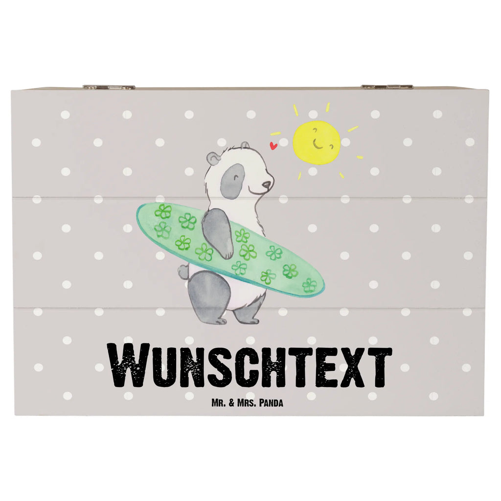 Personalisierte Holzkiste Panda Surfen Holzkiste Personalisiert, Schatulle Personalisiert, Erinnerungsbox Personalisiert, Dekokiste Personalisiert, Geschenkbox Personalisiert, Dekokiste mit Namen, Erinnerungsbox mit Namen, Schatzkiste Personalisiert, Schatzkiste mit Namen, Aufbewahrungsbox mit Namen, Truhe mit Namen, Truhe Personalisiert, Kiste Personalisiert, Kiste mit Namen, Erinnerungskiste Personalisiert, GEschenkdose Personalisiert, mit Namen, Schatulle mit Namen, Holzkiste mit Namen, Aufbewahrungsbox Personalisiert, Geschenk, Schenken, Sport, Sportart, Hobby, Danke, Dankeschön, Auszeichnung, Gewinn, Sportler, Surfschule, Surfen, Wellenreiten