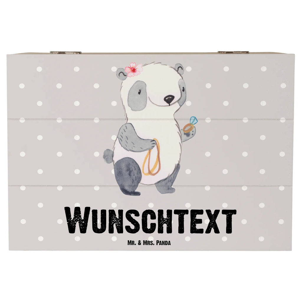 Personalisierte Holzkiste Juwelierin Herz Erinnerungskiste Personalisiert, Dekokiste mit Namen, Schatulle Personalisiert, Truhe Personalisiert, Aufbewahrungsbox Personalisiert, Schatulle mit Namen, Schatzkiste Personalisiert, Geschenkbox Personalisiert, Dekokiste Personalisiert, Erinnerungsbox mit Namen, Aufbewahrungsbox mit Namen, Holzkiste Personalisiert, GEschenkdose Personalisiert, Kiste mit Namen, Schatzkiste mit Namen, Kiste Personalisiert, Erinnerungsbox Personalisiert, mit Namen, Truhe mit Namen, Holzkiste mit Namen, Beruf, Firma, Schenken, Mitarbeiter, Arbeitskollege, Danke, Kollegin, Geschenk, Kollege, Rente, Jubiläum, Abschied, Dankeschön, Ausbildung, Goldschmiedin, Juwelierin, Schmuckgeschäft, Schmuckwarenhändlerin, Eröffnung