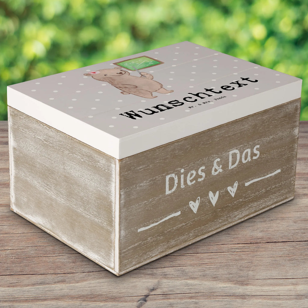 Personalisierte Holzkiste Nachhilfelehrer Mathe mit Herz Holzkiste mit Namen, Geschenkbox Personalisiert, Dekokiste mit Namen, Truhe Personalisiert, Schatzkiste Personalisiert, Erinnerungsbox Personalisiert, Kiste Personalisiert, Truhe mit Namen, mit Namen, Holzkiste Personalisiert, Erinnerungskiste Personalisiert, Schatulle Personalisiert, Aufbewahrungsbox Personalisiert, Aufbewahrungsbox mit Namen, Schatzkiste mit Namen, Schatulle mit Namen, GEschenkdose Personalisiert, Dekokiste Personalisiert, Erinnerungsbox mit Namen, Kiste mit Namen, Beruf, Firma, Schenken, Mitarbeiter, Arbeitskollege, Danke, Kollegin, Geschenk, Kollege, Rente, Jubiläum, Abschied, Dankeschön, Ausbildung, Mathe Nachhilfe, Nachhilfeunterrricht, Mathematik Nachhilfelehrer