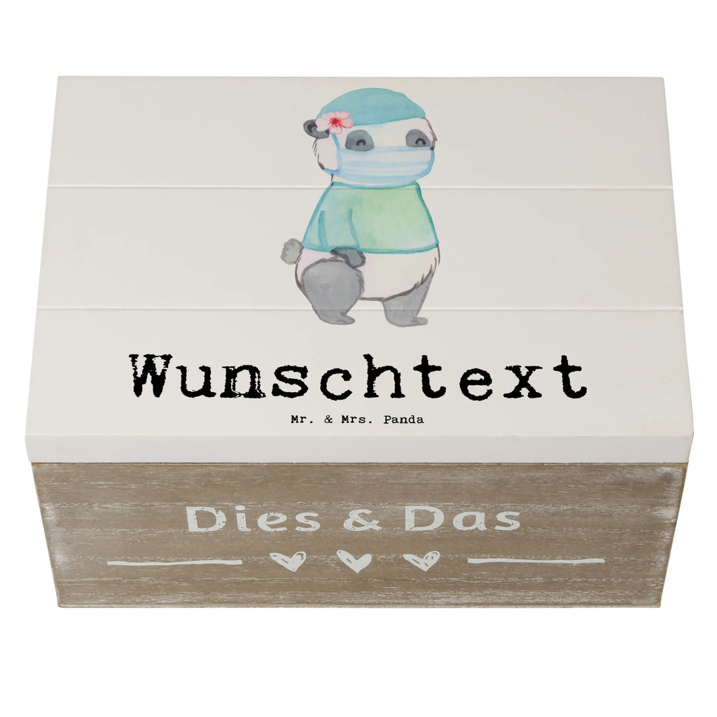 Personalizowane drewniane pudełko asystentka operacyjna serce Holzkiste mit Namen, Aufbewahrungsbox mit Namen, GEschenkdose personalisiert, Aufbewahrungsbox Personalisiert, Holzkiste Personalisiert, Kiste Personalisiert, Dekokiste mit Namen, mit Namen, Truhe mit Namen, Erinnerungsbox mit Namen, Schatzkiste mit Namen, Erinnerungskiste Personalisiert, Schatzkiste Personalisiert, Erinnerungsbox Personalisiert, Kiste mit Namen, Schatulle Personalisiert, Truhe Personalisiert, Geschenkbox personalisiert, Dekokiste Personalisiert, Schatulle mit Namen, Erinnerungskiste, Beruf, Ausbildung, Jubiläum, Abschied, Rente, Kollege, Kollegin, Geschenk, Schenken, Arbeitskollege, Mitarbeiter, Firma, Danke, Dankeschön, OP Assistentin, Operationsassistentin, Operationsassistenz, Operationstechnische Assistentin, OTA
