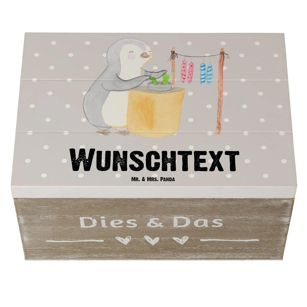 Personalisierte Holzkiste Pinguin Kerzenziehen Holzkiste Personalisiert, Holzkiste mit Namen, Aufbewahrungsbox Personalisiert, GEschenkdose Personalisiert, Schatzkiste mit Namen, Truhe mit Namen, Geschenkbox Personalisiert, Schatulle mit Namen, Dekokiste mit Namen, Dekokiste Personalisiert, Schatulle Personalisiert, Erinnerungsbox Personalisiert, mit Namen, Schatzkiste Personalisiert, Kiste mit Namen, Erinnerungsbox mit Namen, Kiste Personalisiert, Erinnerungskiste Personalisiert, Aufbewahrungsbox mit Namen, Truhe Personalisiert, Hobby, Sportart, Schenken, Sport, Sportler, Gewinn, Auszeichnung, Dankeschön, Geschenk, Danke, Deko Basteln, Kerzenziehen, Kerzen Ziehen. DIY