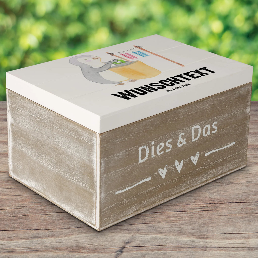 Personalisierte Holzkiste Pinguin Kerzenziehen Holzkiste Personalisiert, Holzkiste mit Namen, Aufbewahrungsbox Personalisiert, GEschenkdose Personalisiert, Schatzkiste mit Namen, Truhe mit Namen, Geschenkbox Personalisiert, Schatulle mit Namen, Dekokiste mit Namen, Dekokiste Personalisiert, Schatulle Personalisiert, Erinnerungsbox Personalisiert, mit Namen, Schatzkiste Personalisiert, Kiste mit Namen, Erinnerungsbox mit Namen, Kiste Personalisiert, Erinnerungskiste Personalisiert, Aufbewahrungsbox mit Namen, Truhe Personalisiert, Hobby, Sportart, Schenken, Sport, Sportler, Gewinn, Auszeichnung, Dankeschön, Geschenk, Danke, Deko Basteln, Kerzenziehen, Kerzen Ziehen. DIY