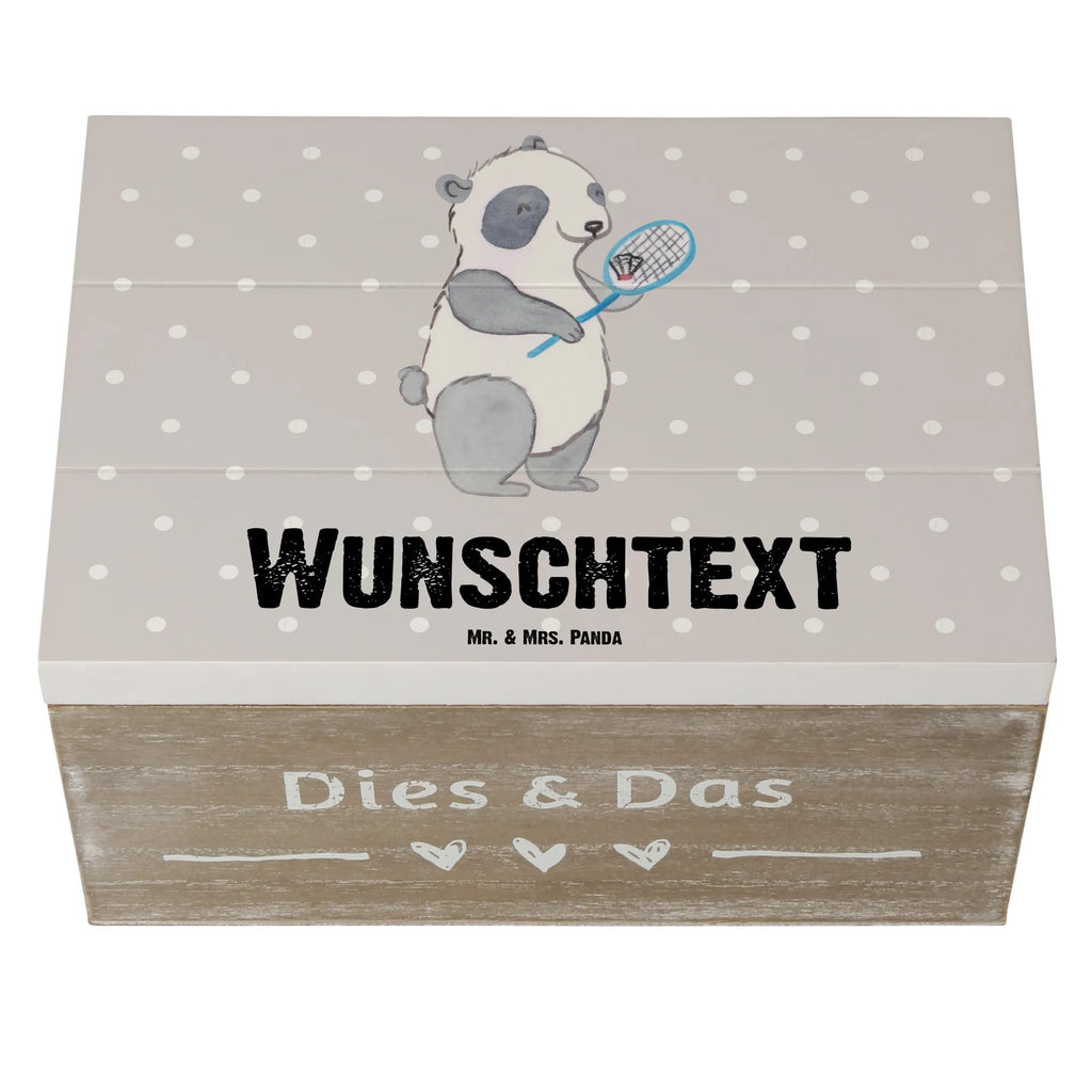 Personalisierte Holzkiste Panda Badminton Erinnerungskiste Personalisiert, Schatulle Personalisiert, Holzkiste mit Namen, Schatulle mit Namen, Erinnerungsbox mit Namen, Truhe mit Namen, Erinnerungsbox Personalisiert, Dekokiste Personalisiert, Kiste Personalisiert, Aufbewahrungsbox mit Namen, GEschenkdose Personalisiert, Geschenkbox Personalisiert, Aufbewahrungsbox Personalisiert, Truhe Personalisiert, Holzkiste Personalisiert, Schatzkiste mit Namen, Dekokiste mit Namen, Schatzkiste Personalisiert, Kiste mit Namen, mit Namen, Geschenk, Schenken, Sport, Sportart, Hobby, Danke, Dankeschön, Auszeichnung, Gewinn, Sportler, Badminton, Badminton spielen