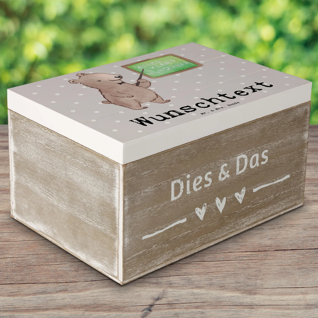 Personalised wooden chest General Studies Teacher heart Erinnerungsbox mit Namen, Aufbewahrungsbox mit Namen, Schatzkiste mit Namen, Truhe Personalisiert, Schatulle Personalisiert, Aufbewahrungsbox Personalisiert, Erinnerungsbox Personalisiert, Dekokiste mit Namen, mit Namen, Kiste Personalisiert, Dekokiste Personalisiert, Kiste mit Namen, Schatzkiste Personalisiert, Truhe mit Namen, Erinnerungskiste Personalisiert, Geschenkbox Personalisiert, Schatulle mit Namen, GEschenkdose Personalisiert, Holzkiste Personalisiert, Holzkiste mit Namen, Beruf, Firma, Schenken, Mitarbeiter, Arbeitskollege, Danke, Kollegin, Geschenk, Kollege, Rente, Jubiläum, Abschied, Dankeschön, Ausbildung, Sachkundeunterricht, Sachkundelehrer, Grundschule, Schule