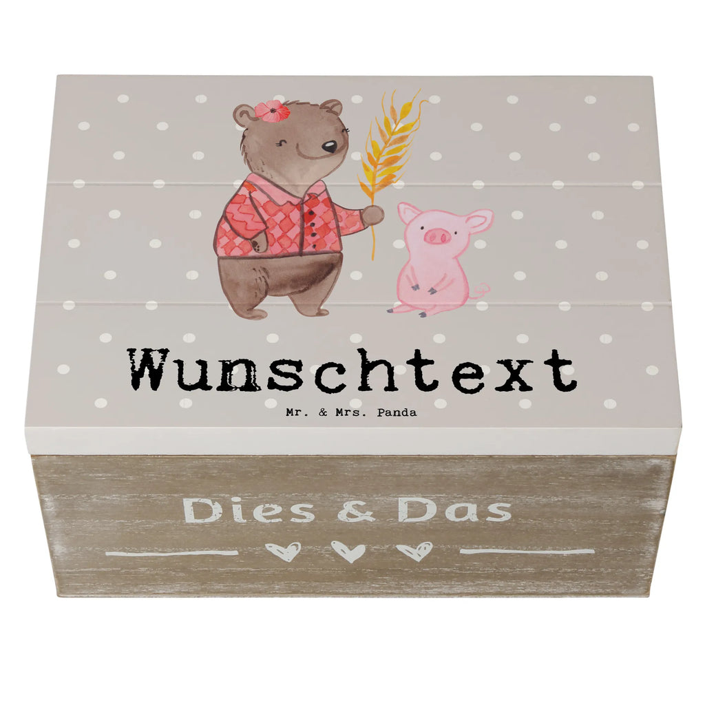 Personalisierte Holzkiste Landwirtin Herz Holzkiste mit Namen, Erinnerungskiste Personalisiert, Holzkiste Personalisiert, Schatzkiste mit Namen, Kiste Personalisiert, Dekokiste Personalisiert, Truhe Personalisiert, Schatulle Personalisiert, Schatzkiste Personalisiert, Erinnerungsbox Personalisiert, Kiste mit Namen, Aufbewahrungsbox Personalisiert, Dekokiste mit Namen, Aufbewahrungsbox mit Namen, mit Namen, Erinnerungsbox mit Namen, Truhe mit Namen, Geschenkbox Personalisiert, Schatulle mit Namen, GEschenkdose Personalisiert, Beruf, Firma, Schenken, Mitarbeiter, Arbeitskollege, Danke, Kollegin, Geschenk, Kollege, Rente, Jubiläum, Abschied, Dankeschön, Ausbildung, Agronomin, Bäuerin, Tierwirtin, Bauernhof, Landwirtin, Farmerin