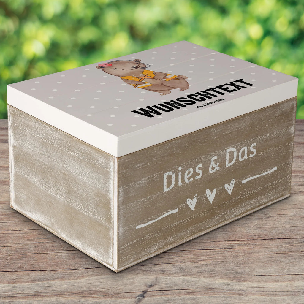 Personalizowane drewniane pudełko stewardesa serce Holzkiste mit Namen, Schatzkiste Personalisiert, mit Namen, Truhe Personalisiert, Truhe mit Namen, Kiste Personalisiert, Aufbewahrungsbox Personalisiert, Schatzkiste mit Namen, Erinnerungsbox mit Namen, Kiste mit Namen, Schatulle mit Namen, Erinnerungsbox Personalisiert, Aufbewahrungsbox mit Namen, Dekokiste Personalisiert, Schatulle Personalisiert, Holzkiste Personalisiert, Geschenkbox Personalisiert, Dekokiste mit Namen, GEschenkdose Personalisiert, Erinnerungskiste Personalisiert, Beruf, Firma, Schenken, Mitarbeiter, Arbeitskollege, Danke, Kollegin, Geschenk, Kollege, Rente, Jubiläum, Abschied, Dankeschön, Ausbildung, Stewardess, Flugbegleiterin, Flugstewardess, Flight-Attendant