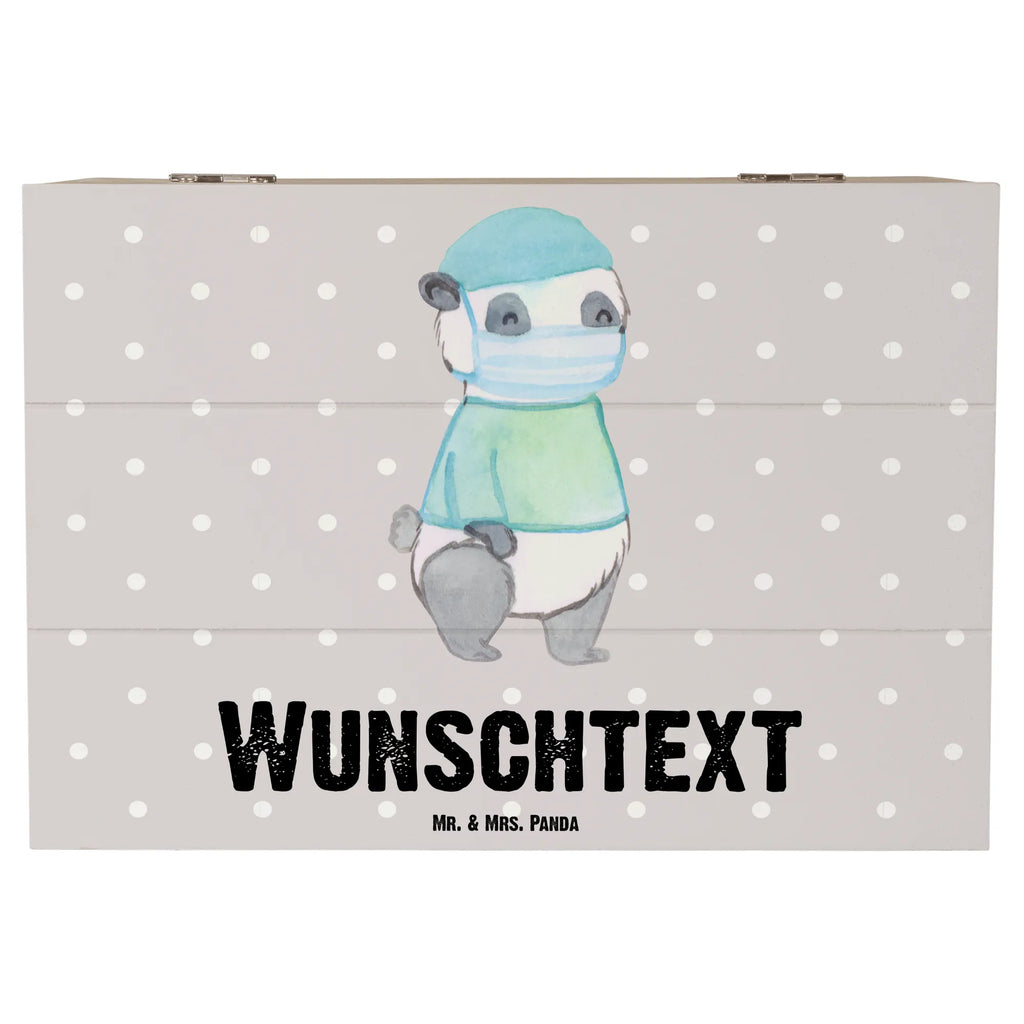 Personalisierte Holzkiste Operationsassistent mit Herz Kiste mit Namen, Schatzkiste mit Namen, Geschenkbox personalisiert, Holzkiste Personalisiert, Erinnerungsbox mit Namen, Dekokiste mit Namen, Schatulle mit Namen, Schatulle Personalisiert, mit Namen, Kiste Personalisiert, Schatzkiste Personalisiert, Aufbewahrungsbox Personalisiert, Erinnerungsbox Personalisiert, Aufbewahrungsbox mit Namen, Erinnerungskiste Personalisiert, Truhe Personalisiert, GEschenkdose personalisiert, Holzkiste mit Namen, Truhe mit Namen, Dekokiste Personalisiert, Erinnerungskiste, Beruf, Ausbildung, Jubiläum, Abschied, Rente, Kollege, Kollegin, Geschenk, Schenken, Arbeitskollege, Mitarbeiter, Firma, Danke, Dankeschön, OP Assistent, Operationstechnischer Assistent, Operationsassistenz, Operationsassistent, OTA